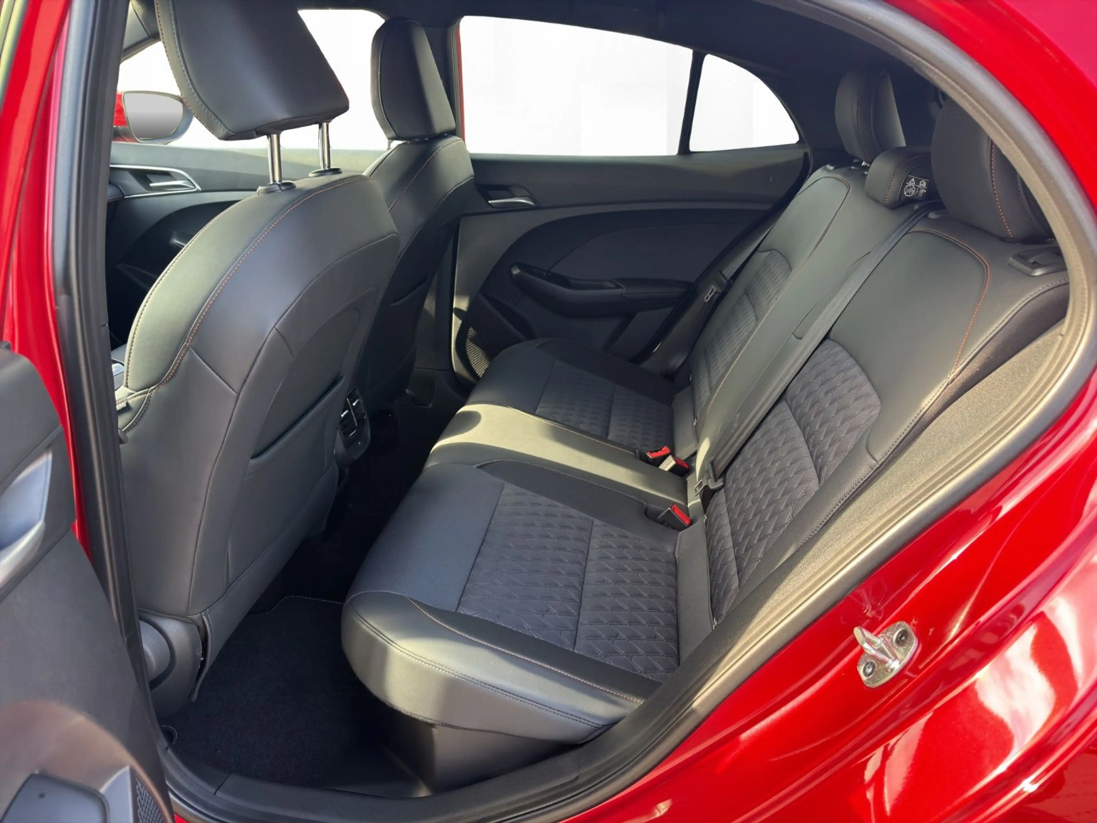 MG MG3 1.5 Hybrid+ 143 kW Luxury *ACC*APP*360*SHZ* — photo 19