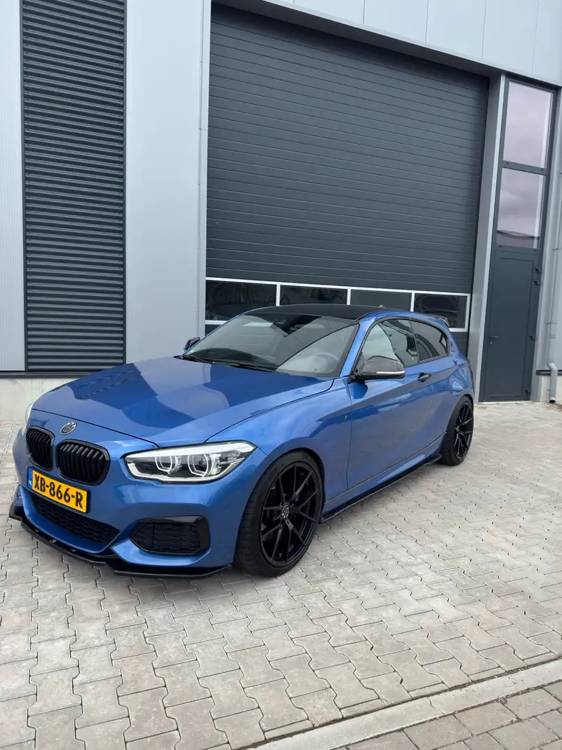 BMW 135 BMW 1-serie M135i Estoril Blue M-Performance Blue - 1