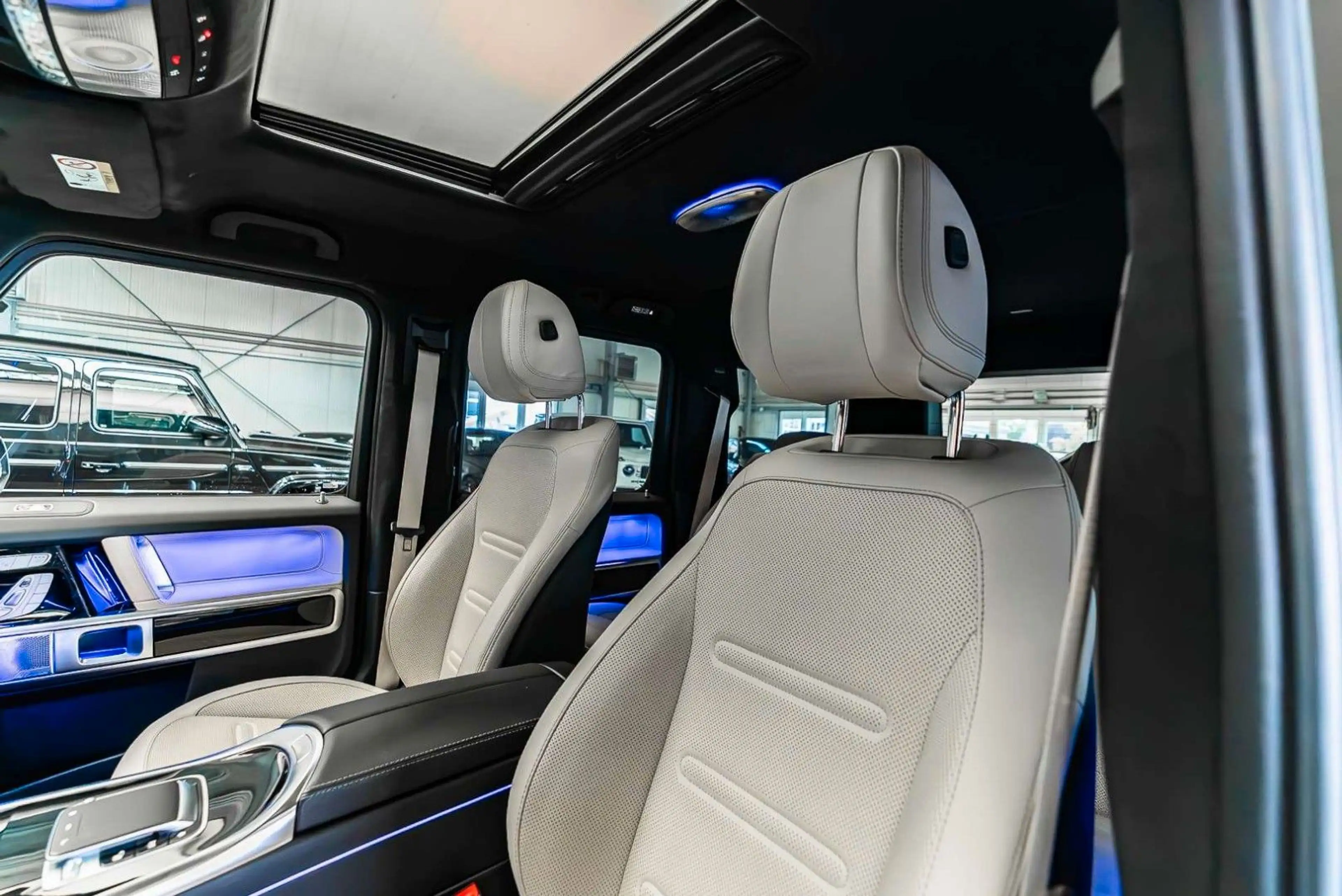 Mercedes-Benz G 500 AMG Line FACELIFT / EXCLUSIVE Line Inter. — photo 4