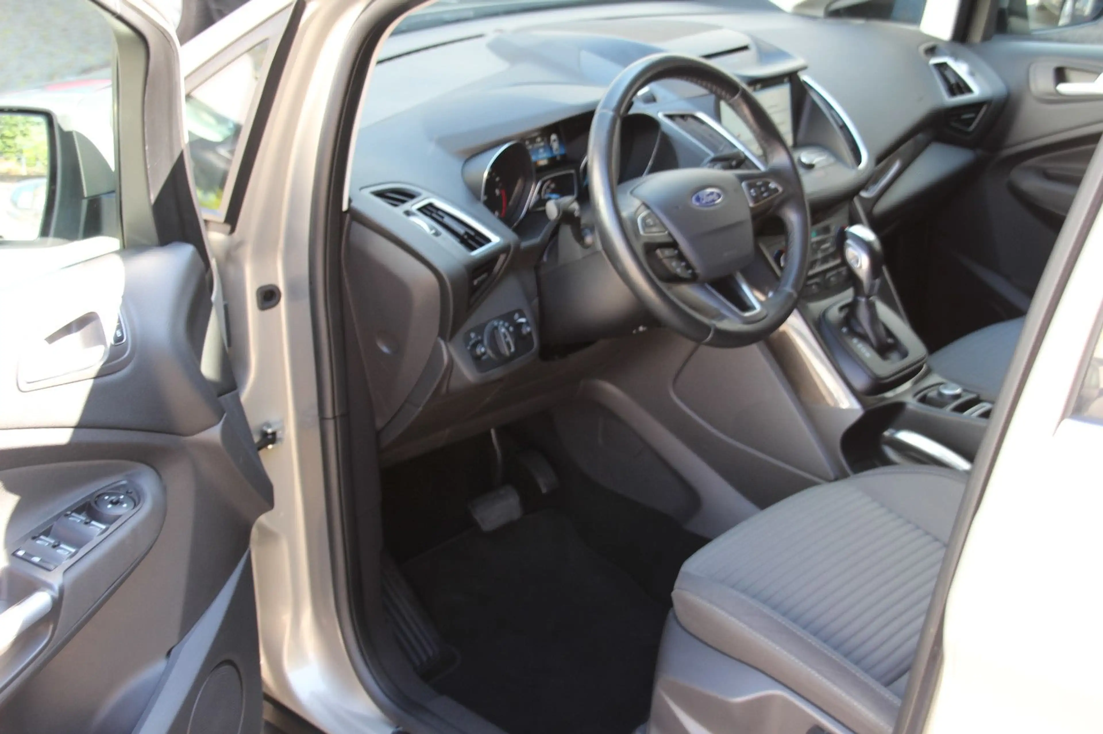 Ford C-Max C-MAX Titanium Navi&Automatik — photo 12