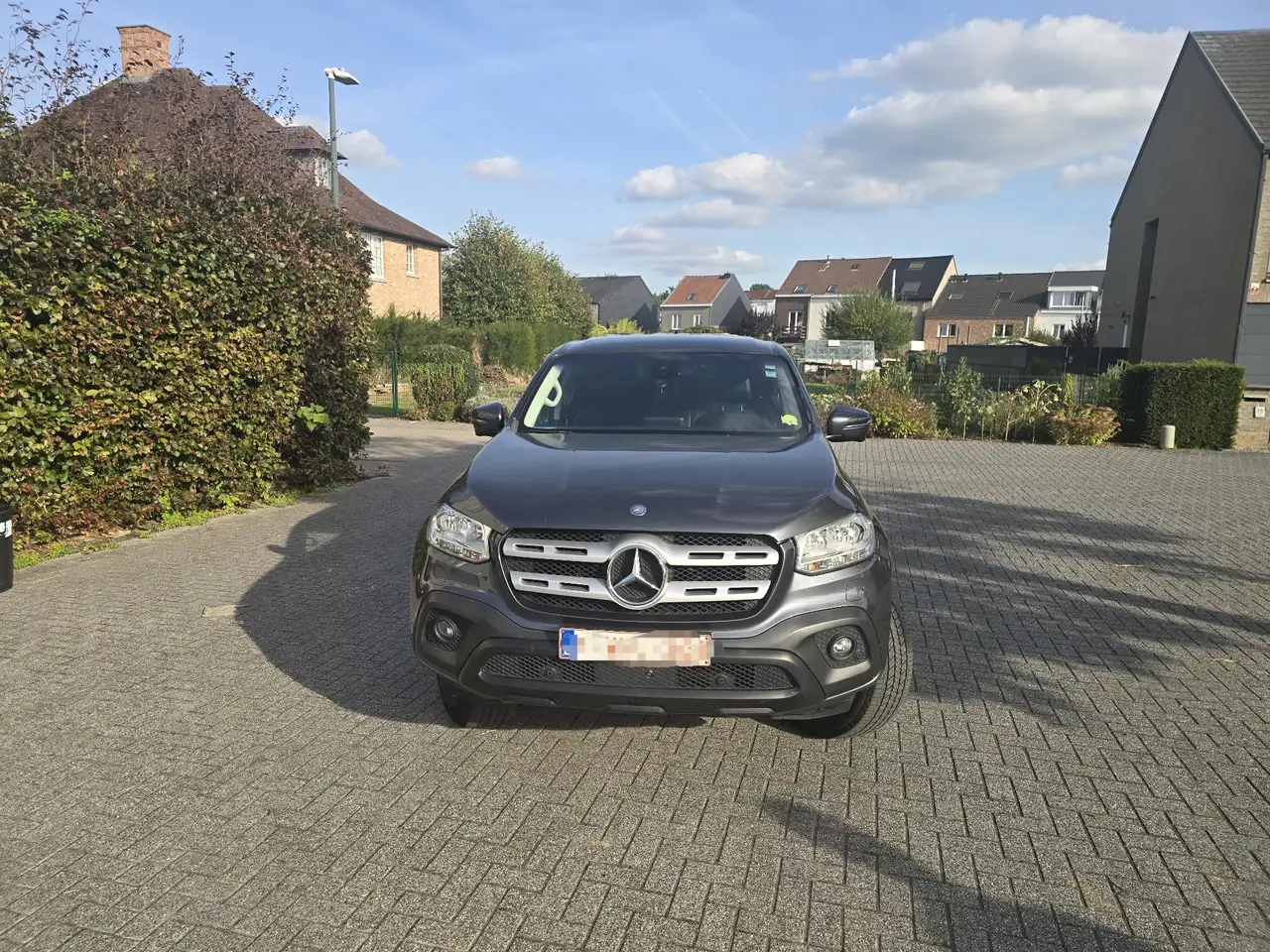 Mercedes-Benz X 250