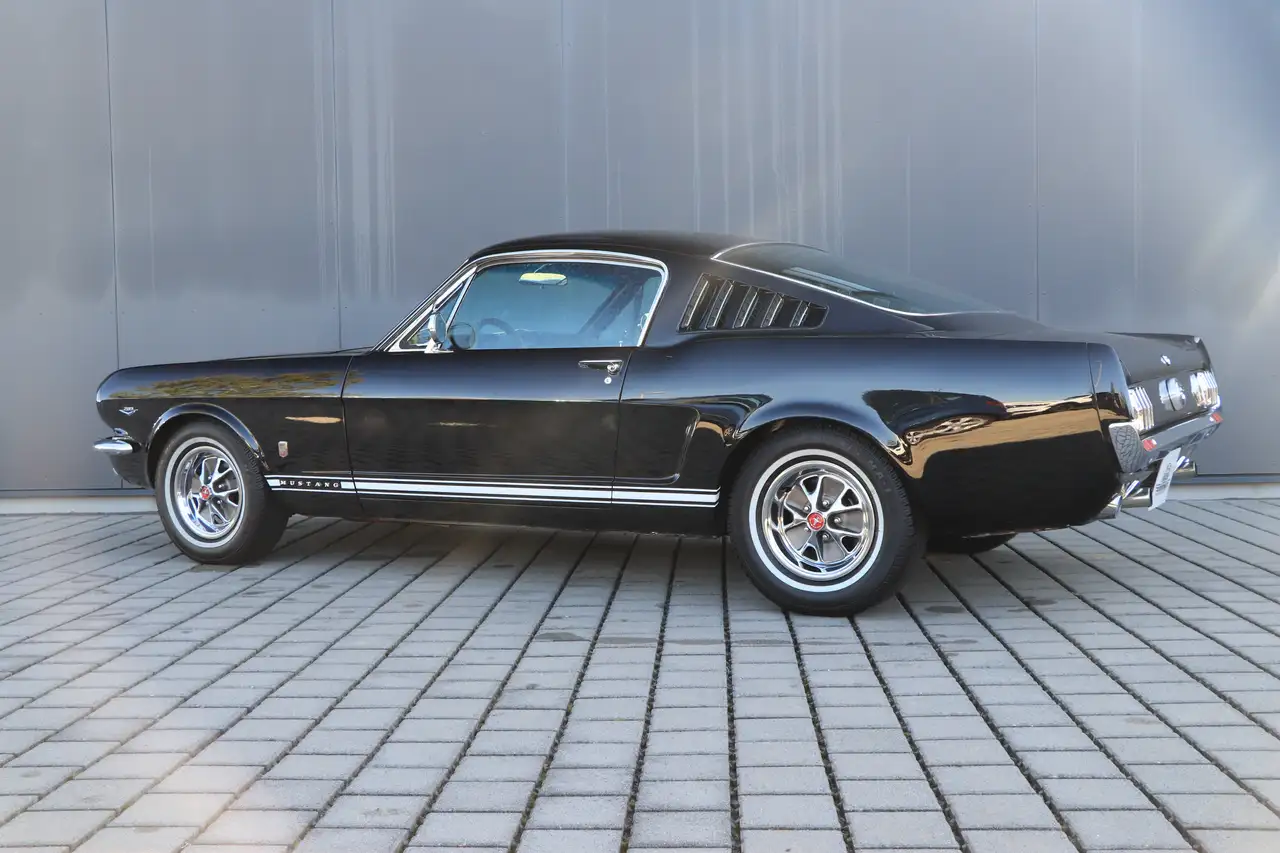 Ford Mustang GT Fastback V8 Vollrestauration in Deutschland, foto 4