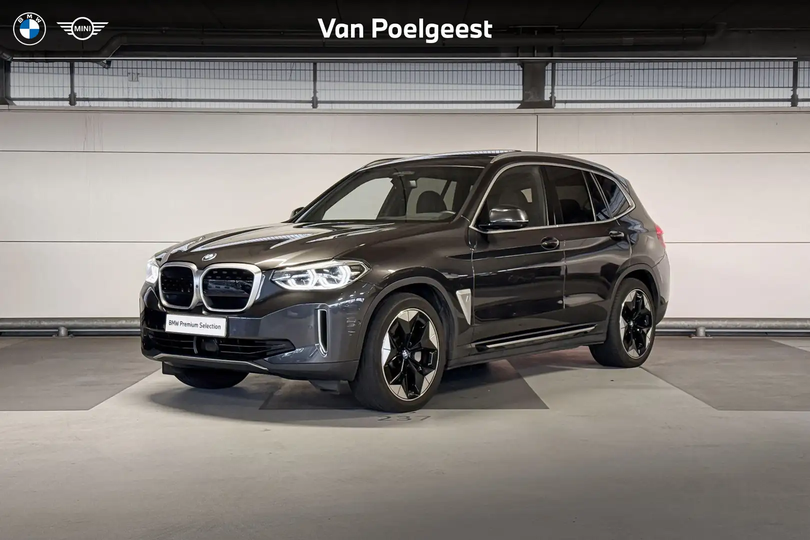 BMW iX3 High Executive 80 kWh Grijs - 1