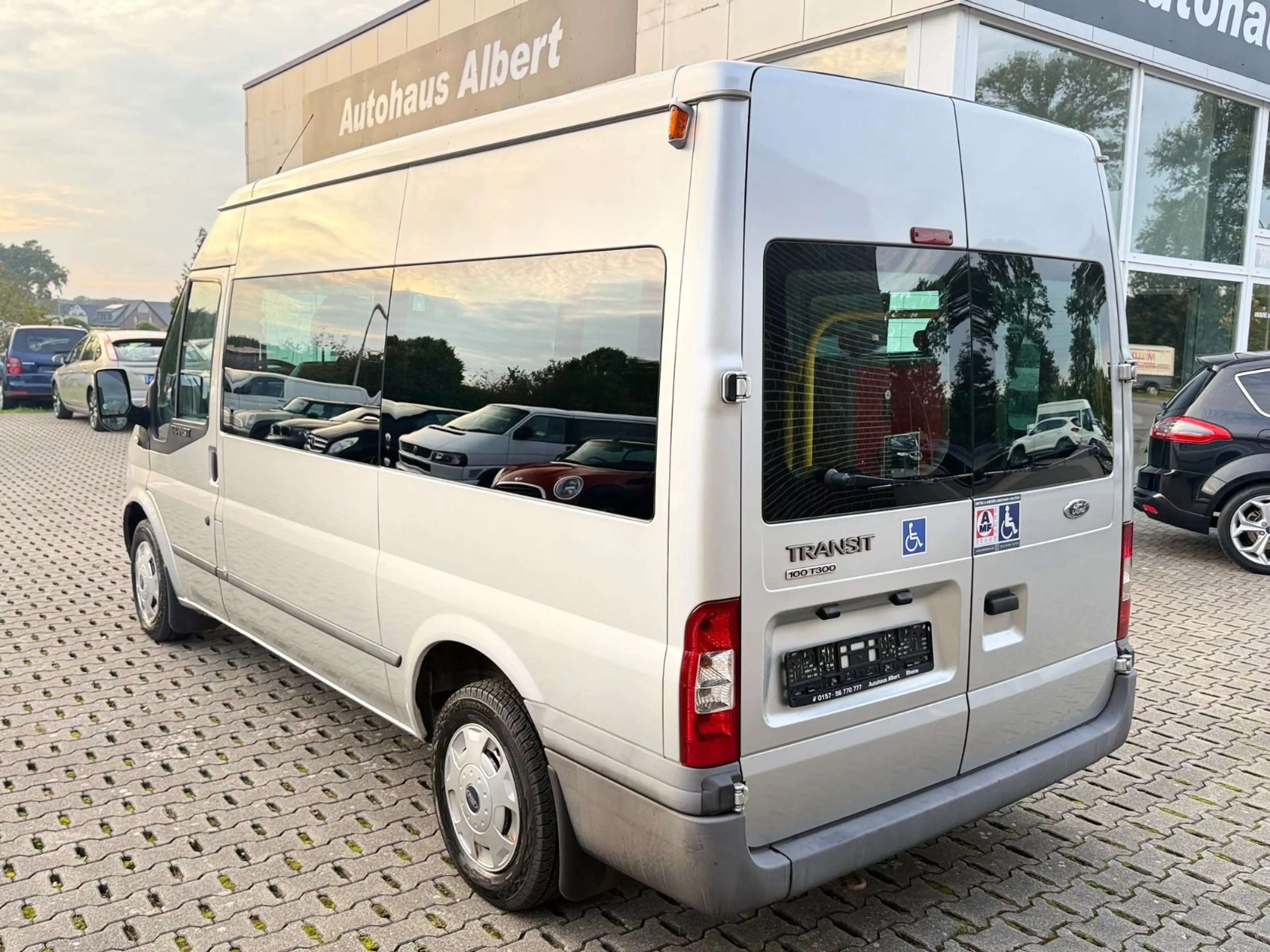 Ford Transit Kombi FT M Hochdach*Behindertengerecht* — photo 10