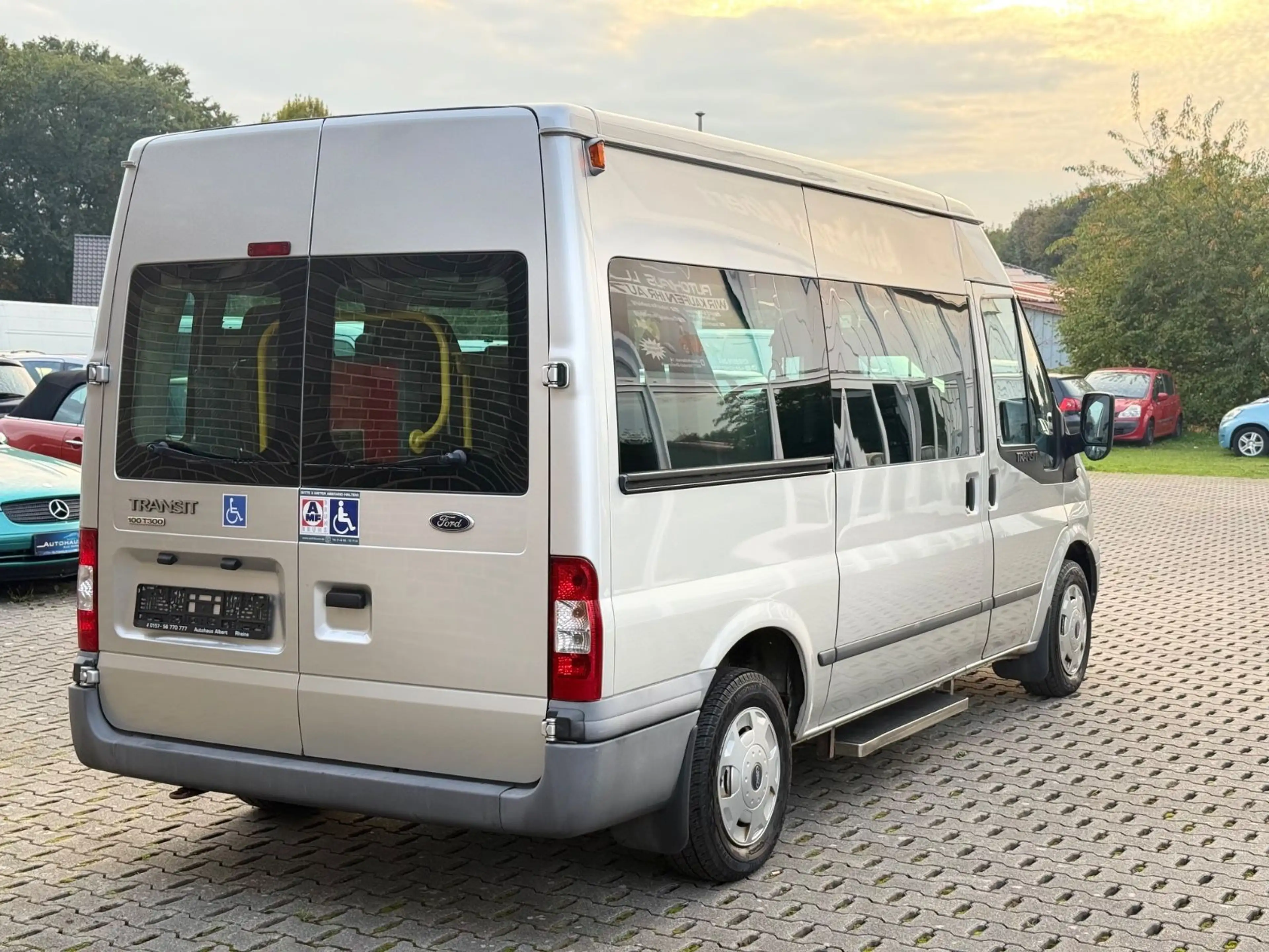 Ford Transit Kombi FT M Hochdach*Behindertengerecht* — photo 12