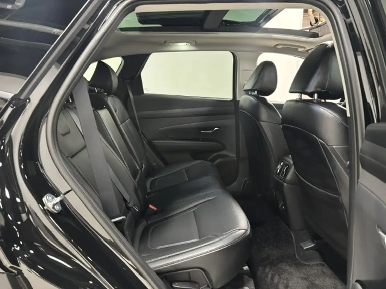 Hyundai TUCSON снимка Hyundai TUCSON