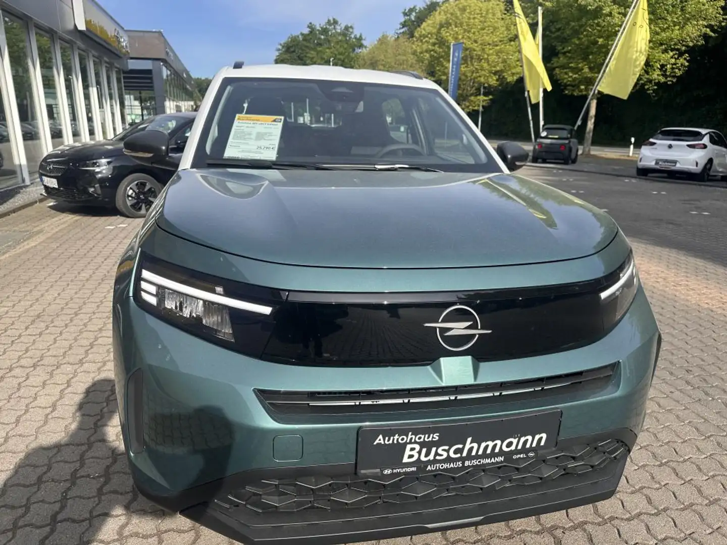 Opel Frontera Hybrid 48V eDCT Edition Groen - 2