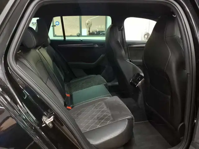 Skoda Superb view 14