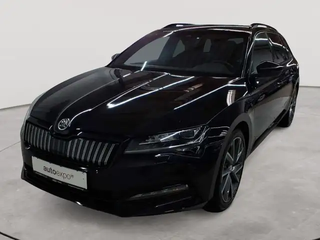 Skoda Superb view 2