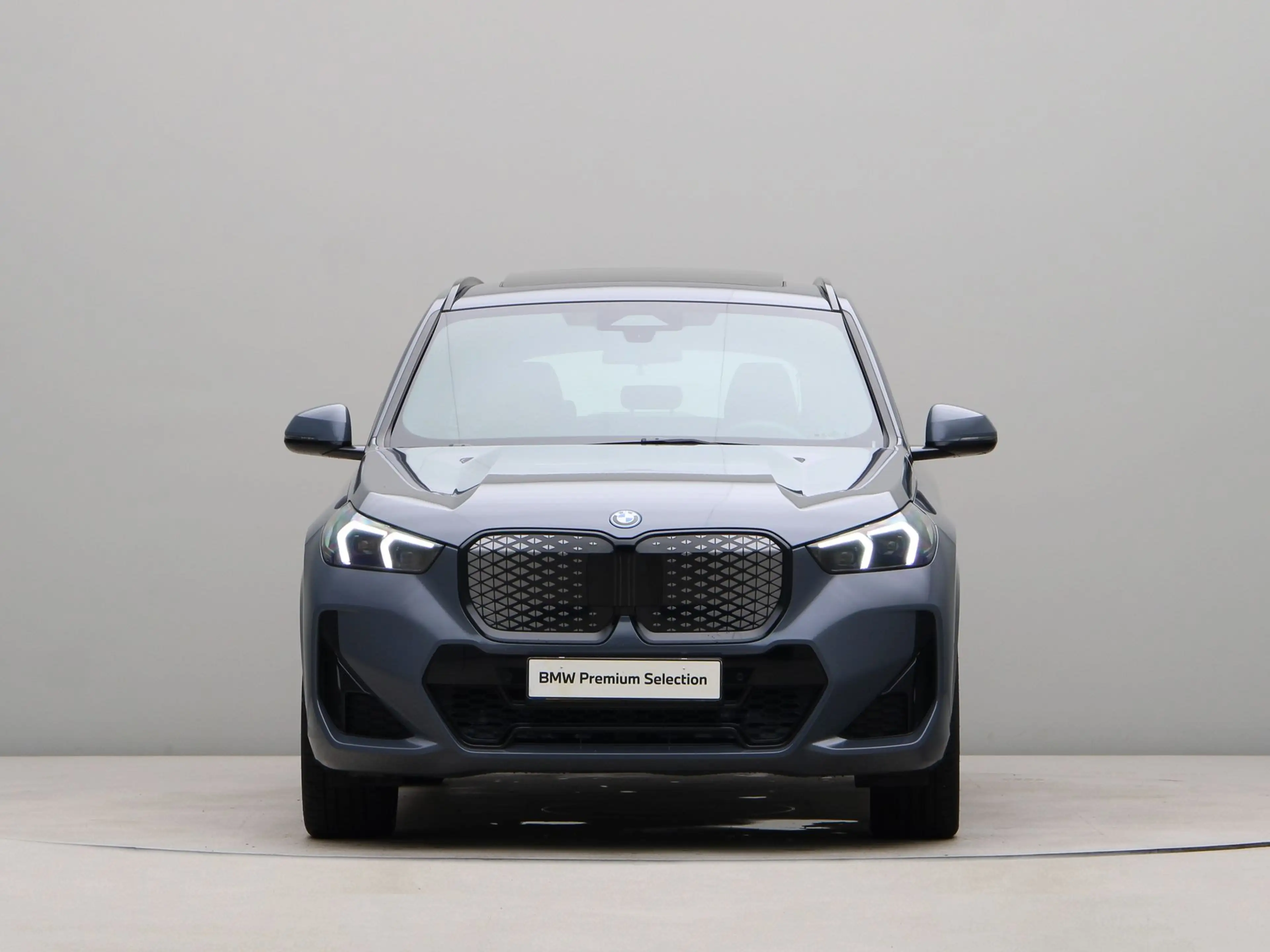 BMW iX1 eDrive20 67 kWh M Sport Edition — photo 5