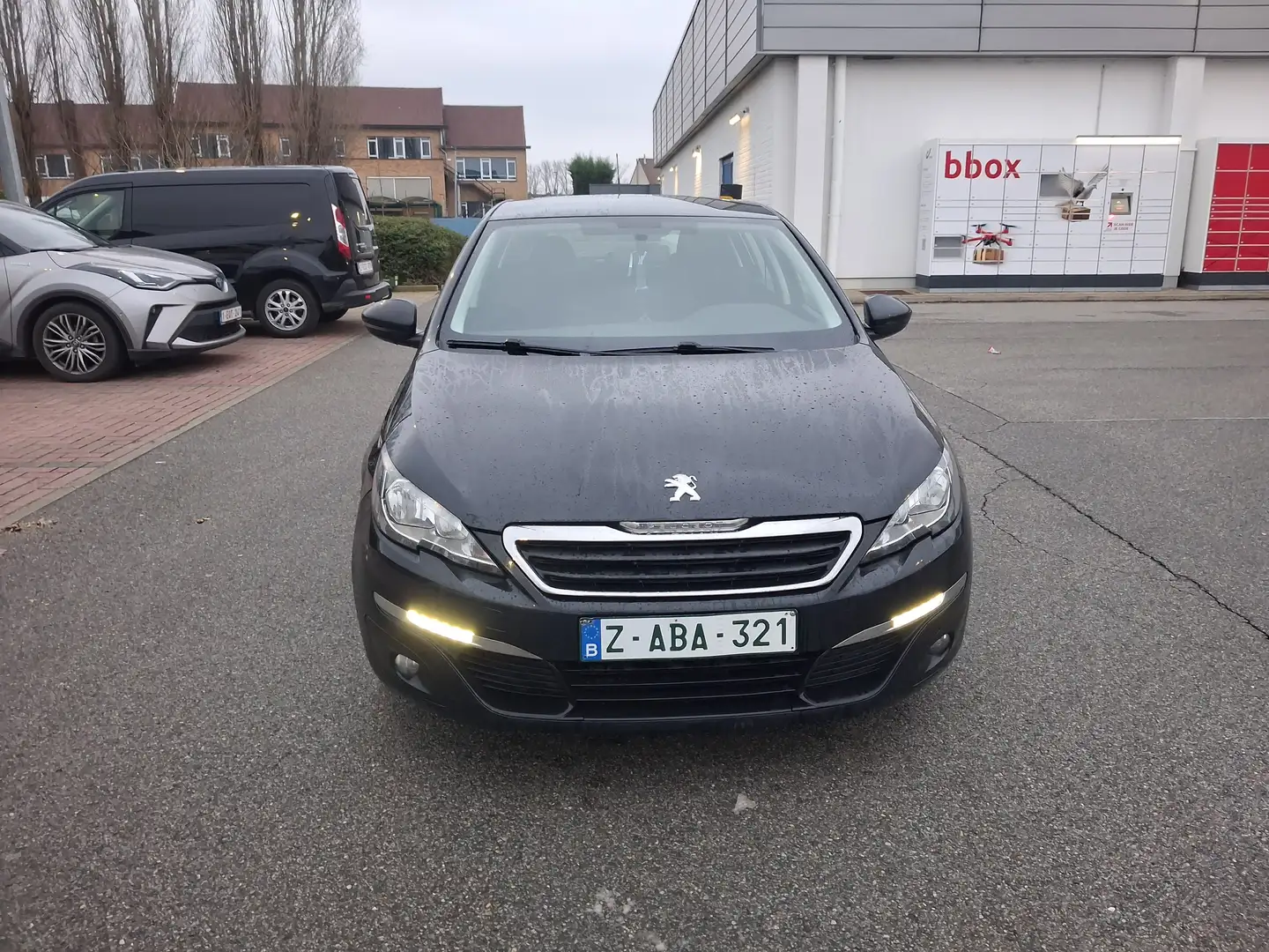Peugeot 308 308 1.6 BlueHDi Style STT Schwarz - 2