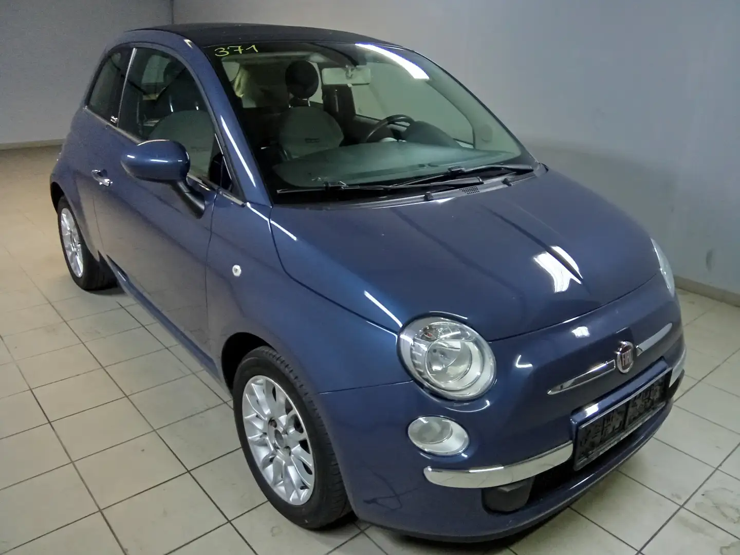 Fiat 500 Lounge Blau - 2