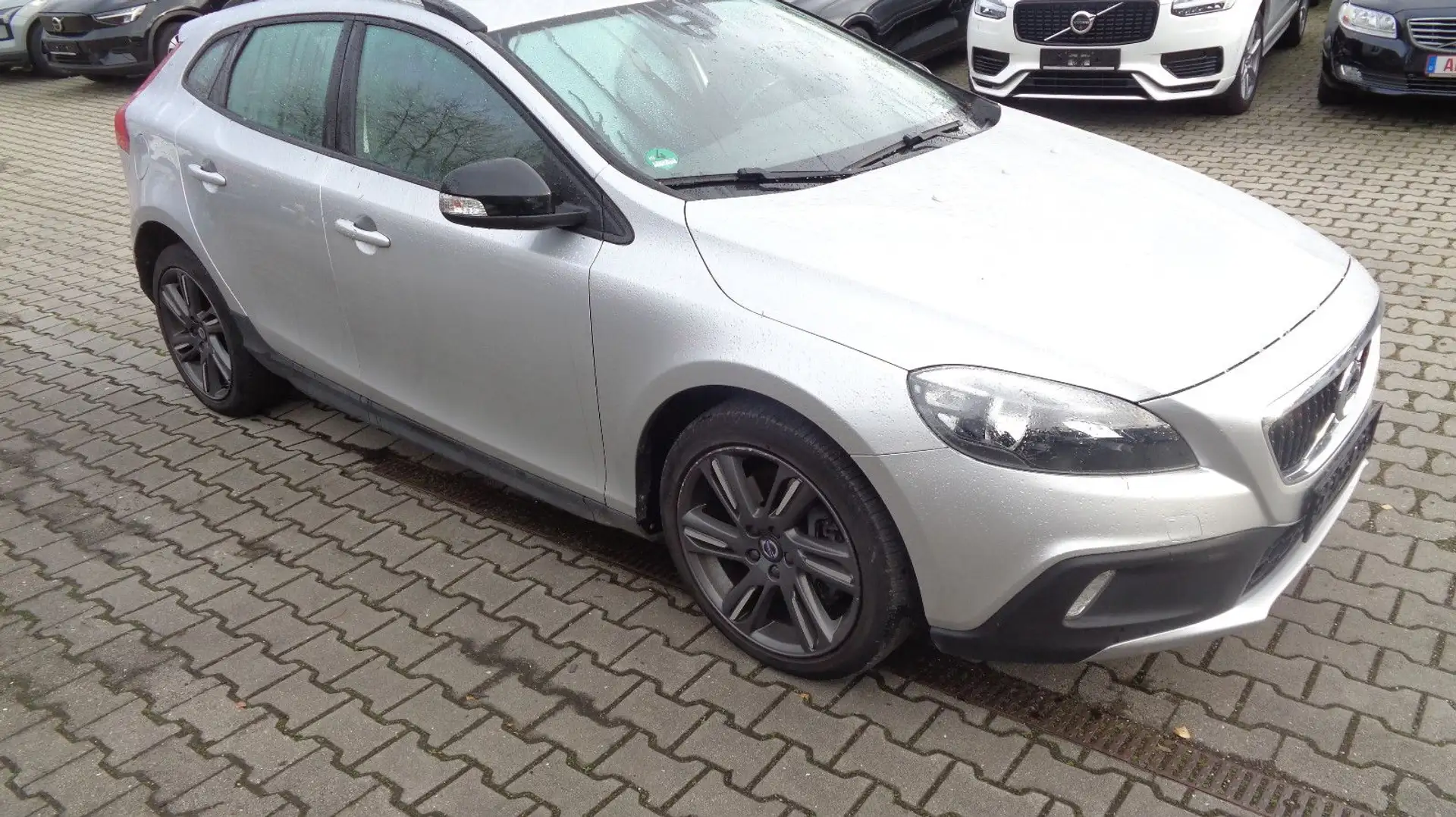 Volvo V40 Cross Country Argent - 2