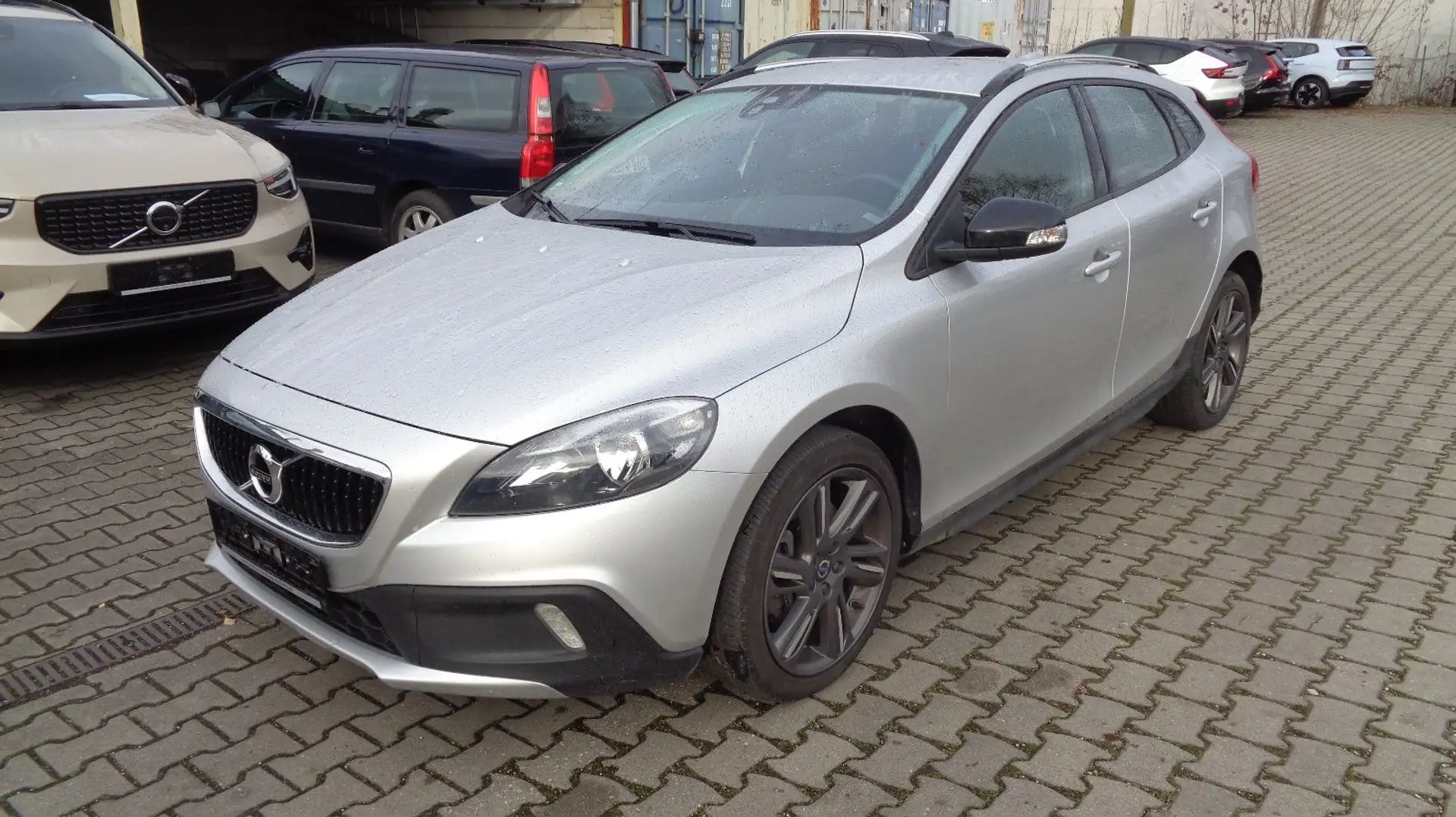 Volvo V40 Cross Country Argent - 1