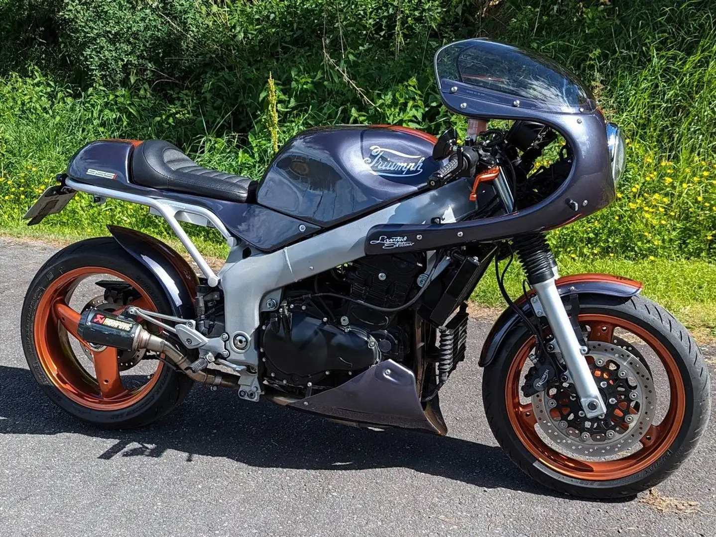 Triumph Sprint ST Szürke - 1
