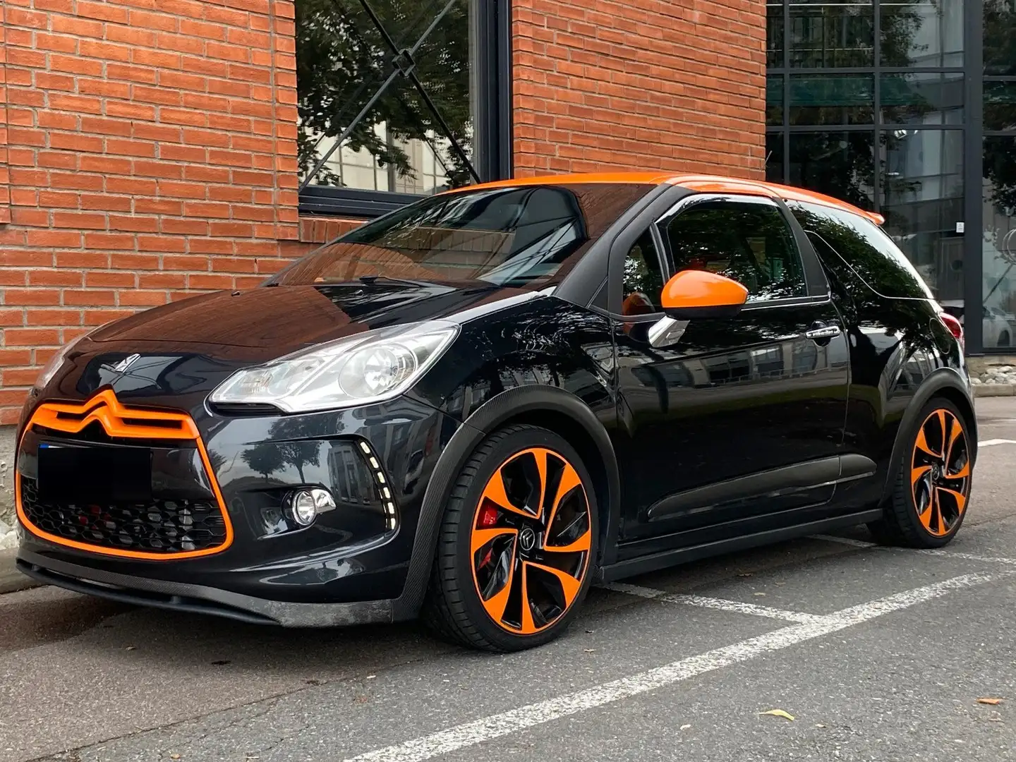 Citroen DS3 DS3 Racing Schwarz - 1