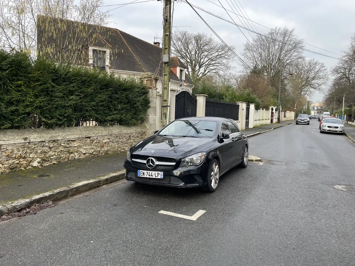 Mercedes-Benz CLA 200 d 7-G DCT Business Executive Edition - 2