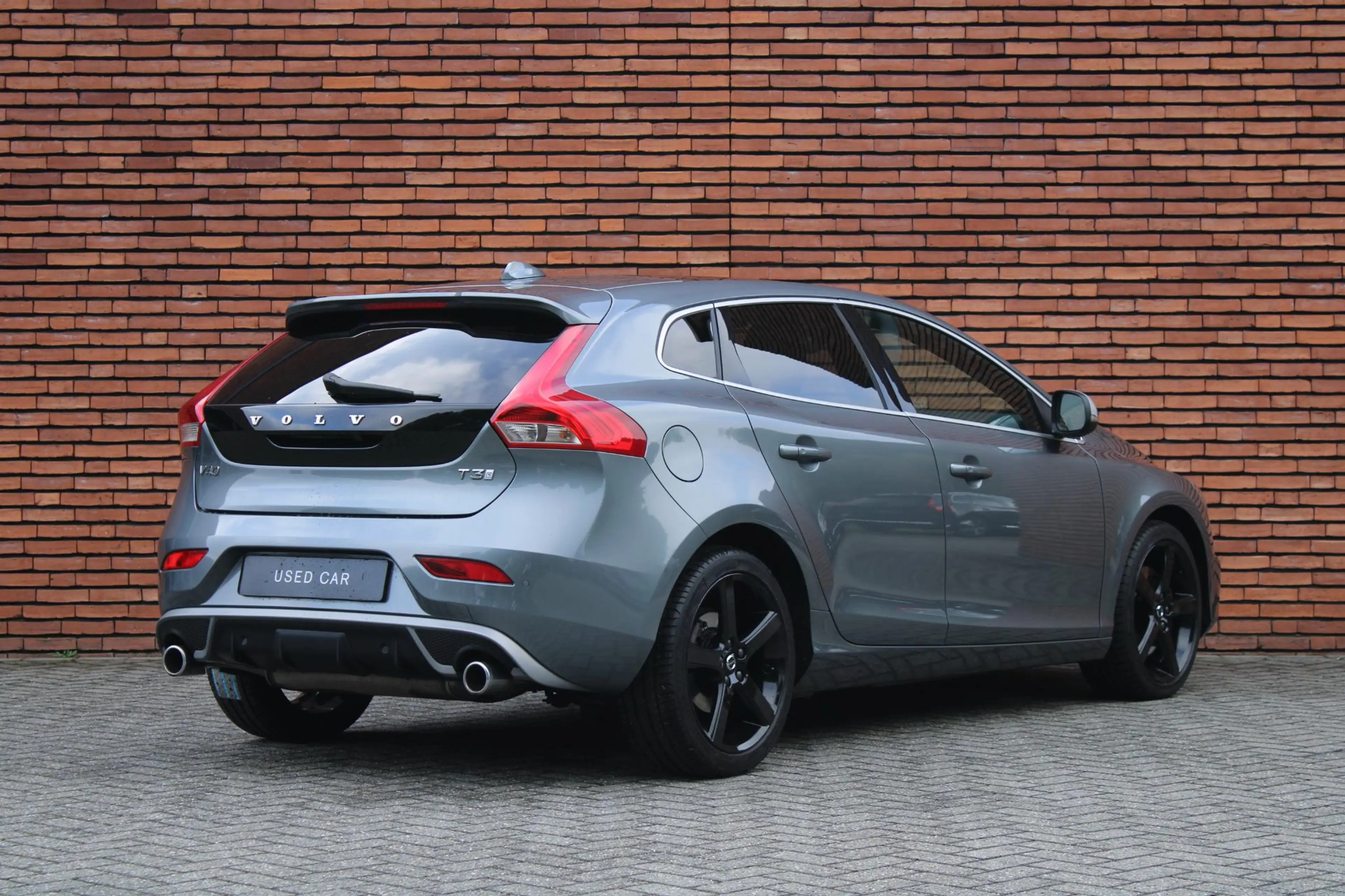 Volvo V40 1.5 T3 Polar+ Sport | Panoramadak | Verwarmbare vo — photo 2