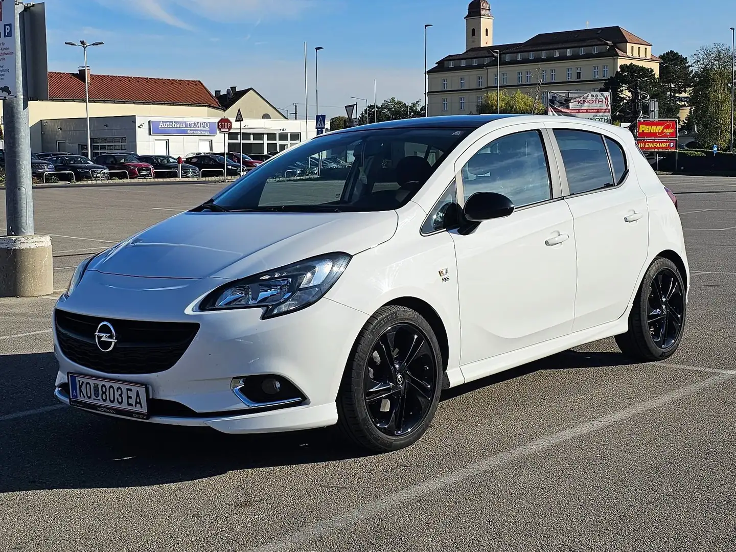 Opel Corsa-e Corsa 1,4 Turbo Ecotec Black Bílá - 2