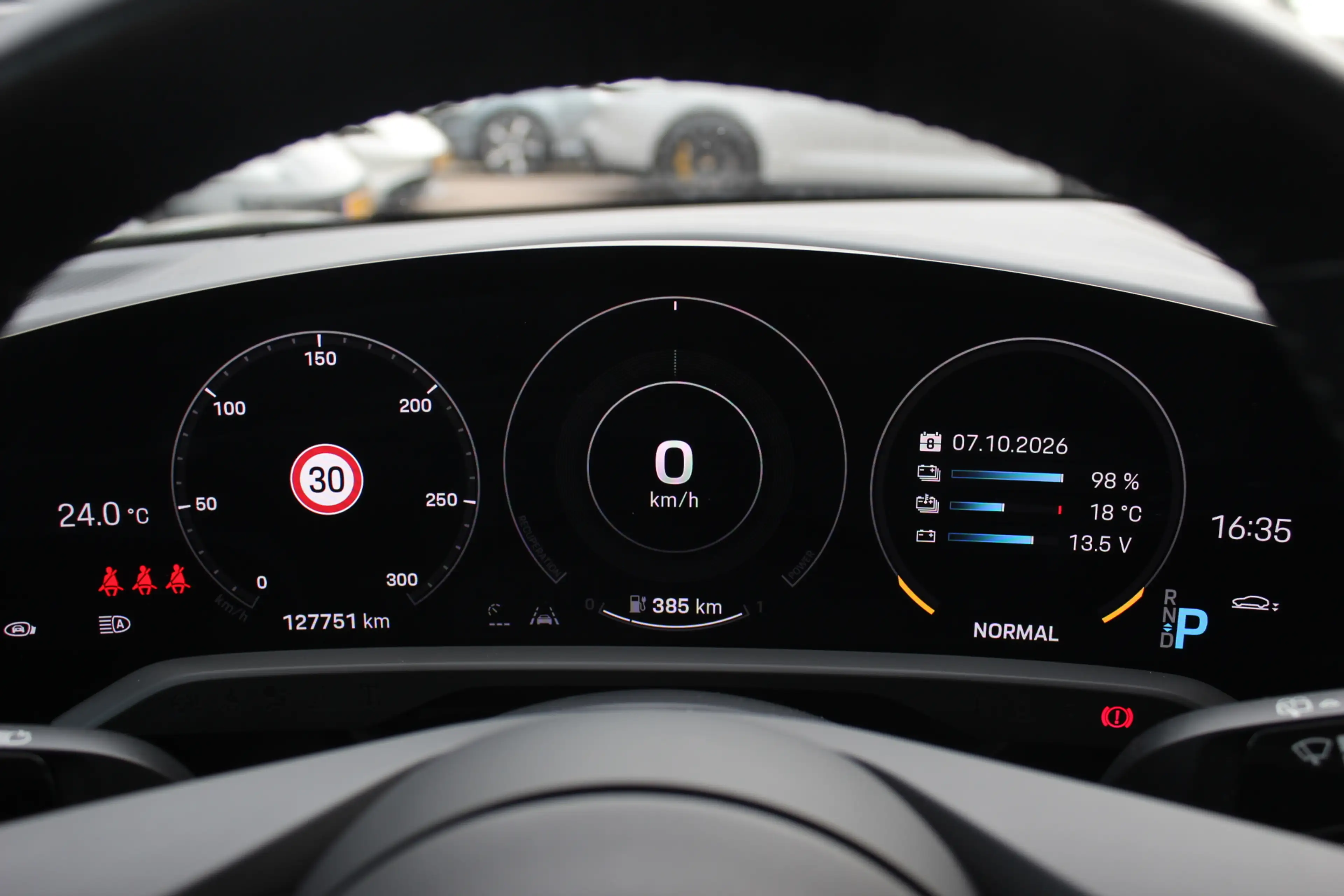 Porsche Taycan Cross Turismo 4 93 kWh / SOH 93,3% / Panoramadak / — photo 19