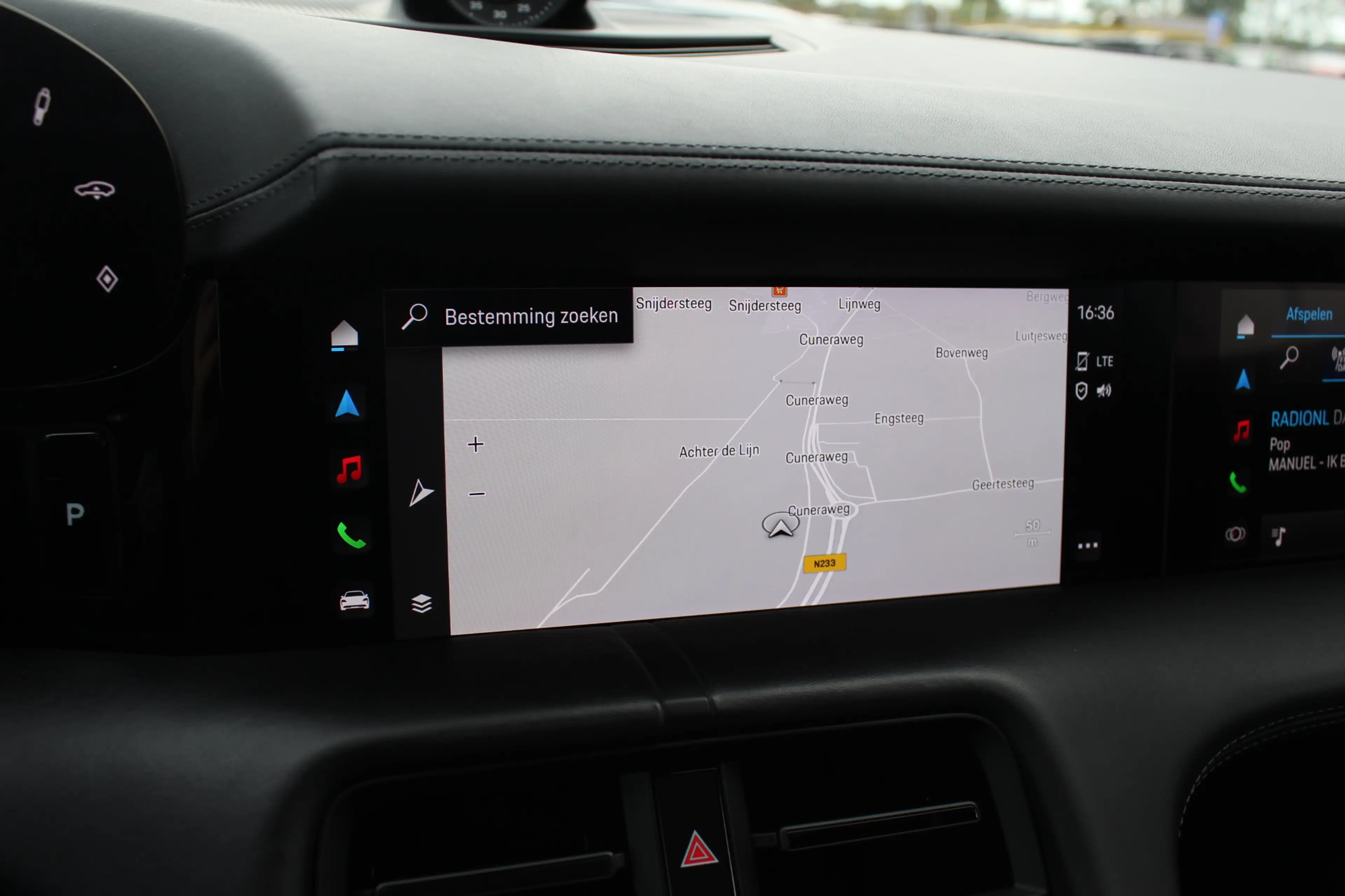 Porsche Taycan Cross Turismo 4 93 kWh / SOH 93,3% / Panoramadak / — photo 26