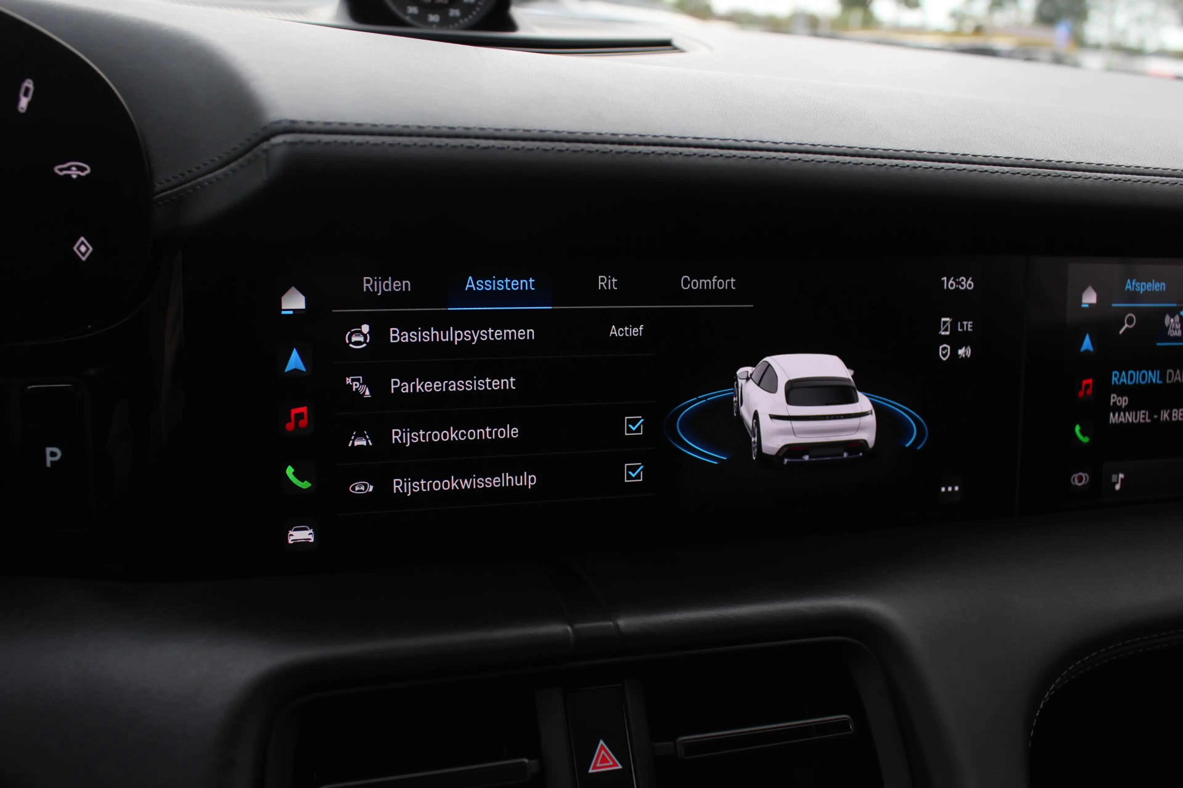 Porsche Taycan Cross Turismo 4 93 kWh / SOH 93,3% / Panoramadak / — photo 24