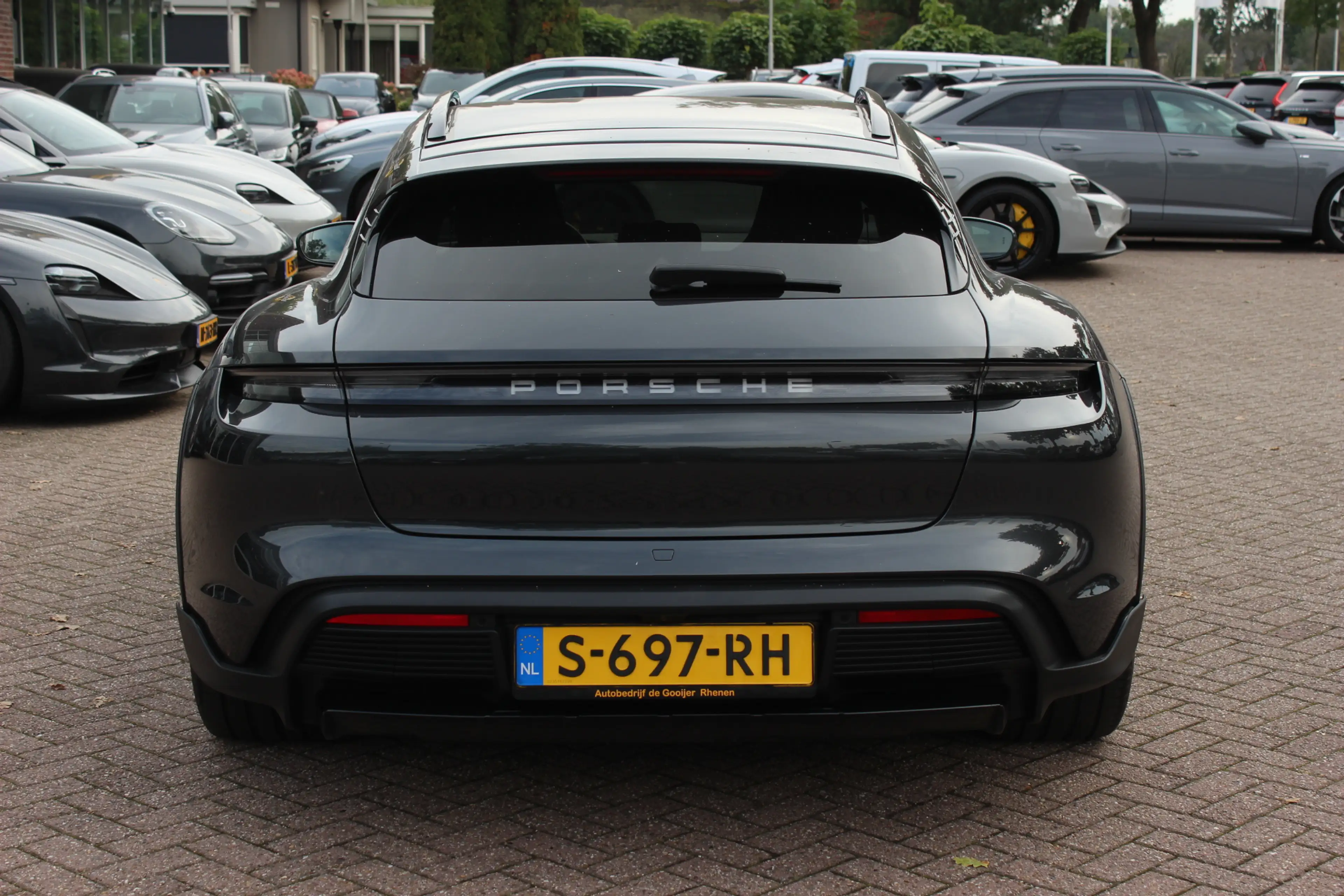 Porsche Taycan Cross Turismo 4 93 kWh / SOH 93,3% / Panoramadak / — photo 16