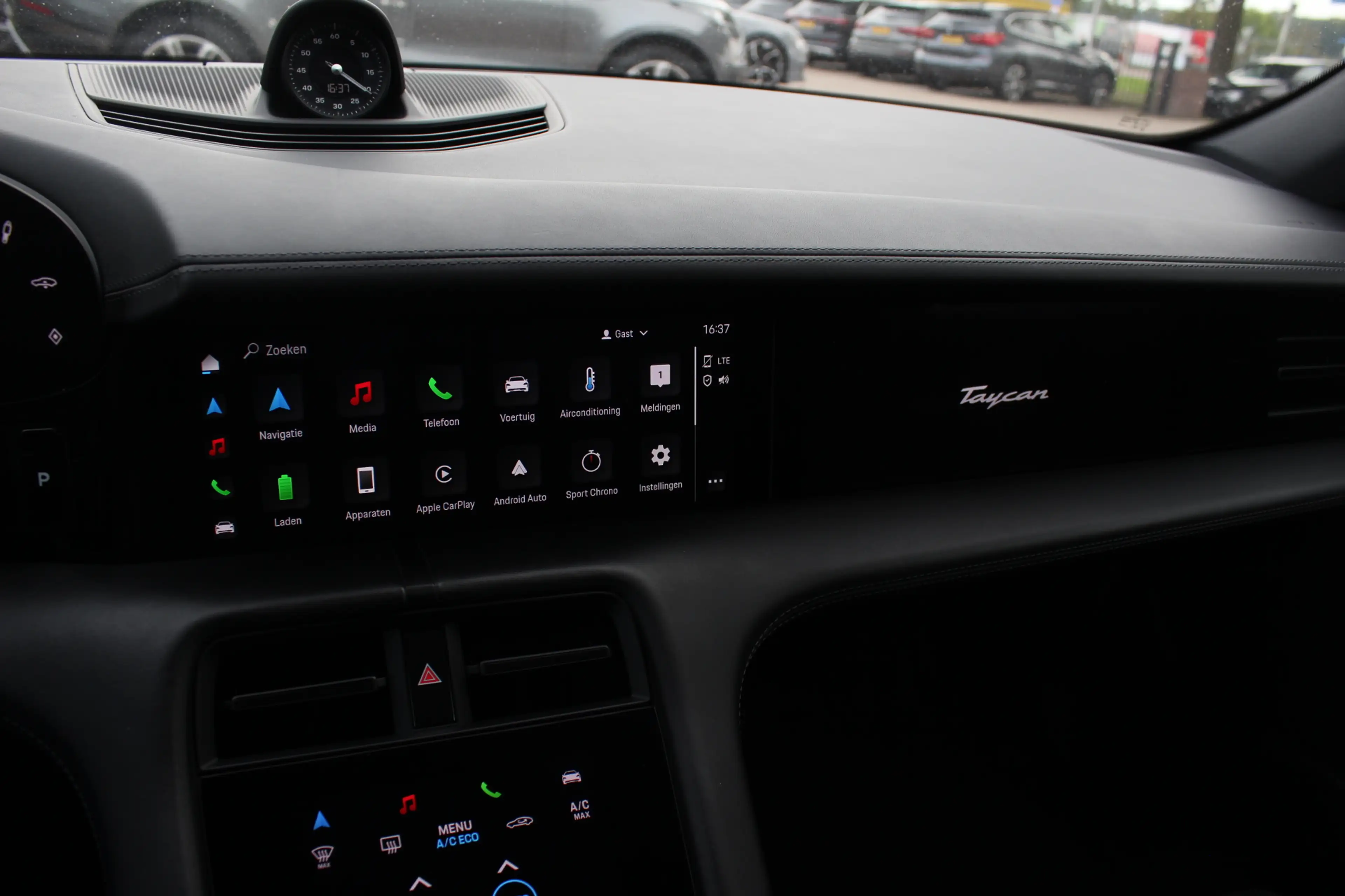 Porsche Taycan Cross Turismo 4 93 kWh / SOH 93,3% / Panoramadak / — photo 21
