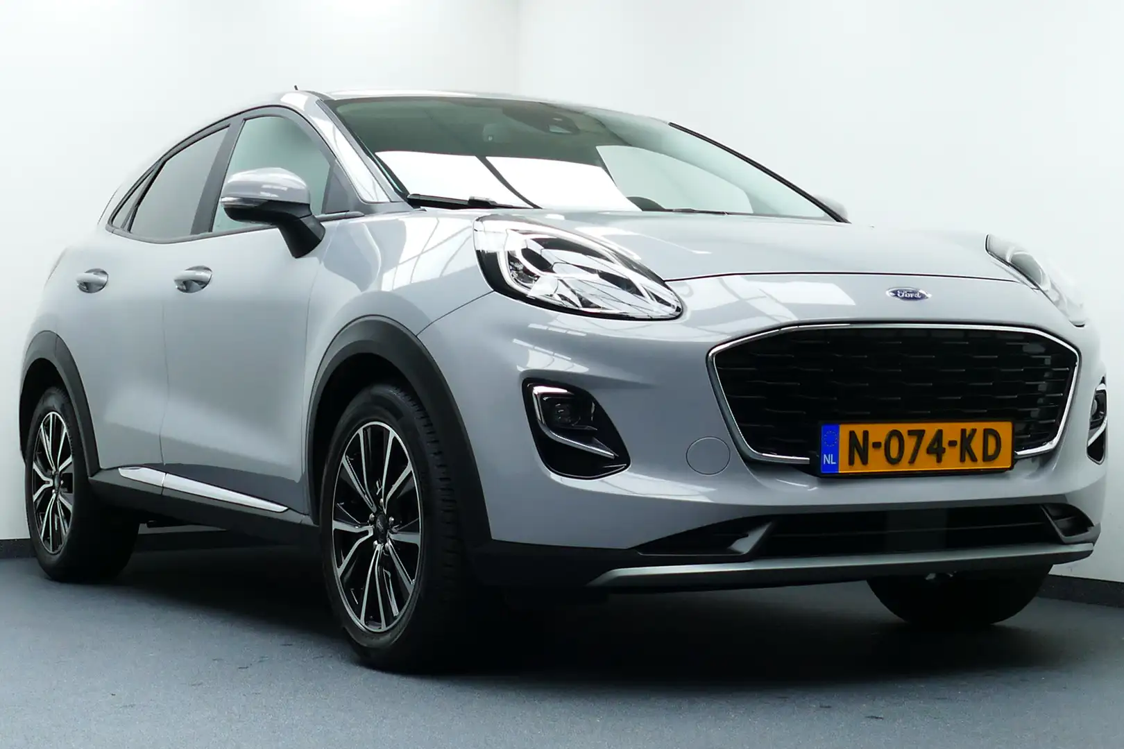 Ford Puma 1.0 125pk EcoBoost Hybrid Titanium X. Adaptief Cru Grijs - 2