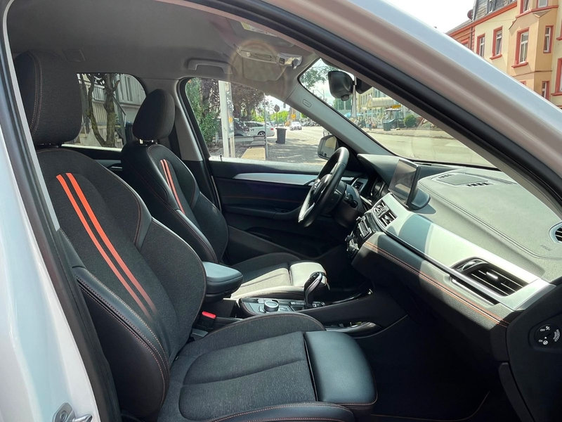 BMW X1 xDrive 20d Sport Line Head-Up, Facelift — photo 12