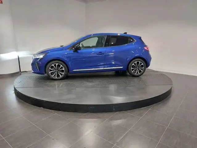 Renault Clio view 6