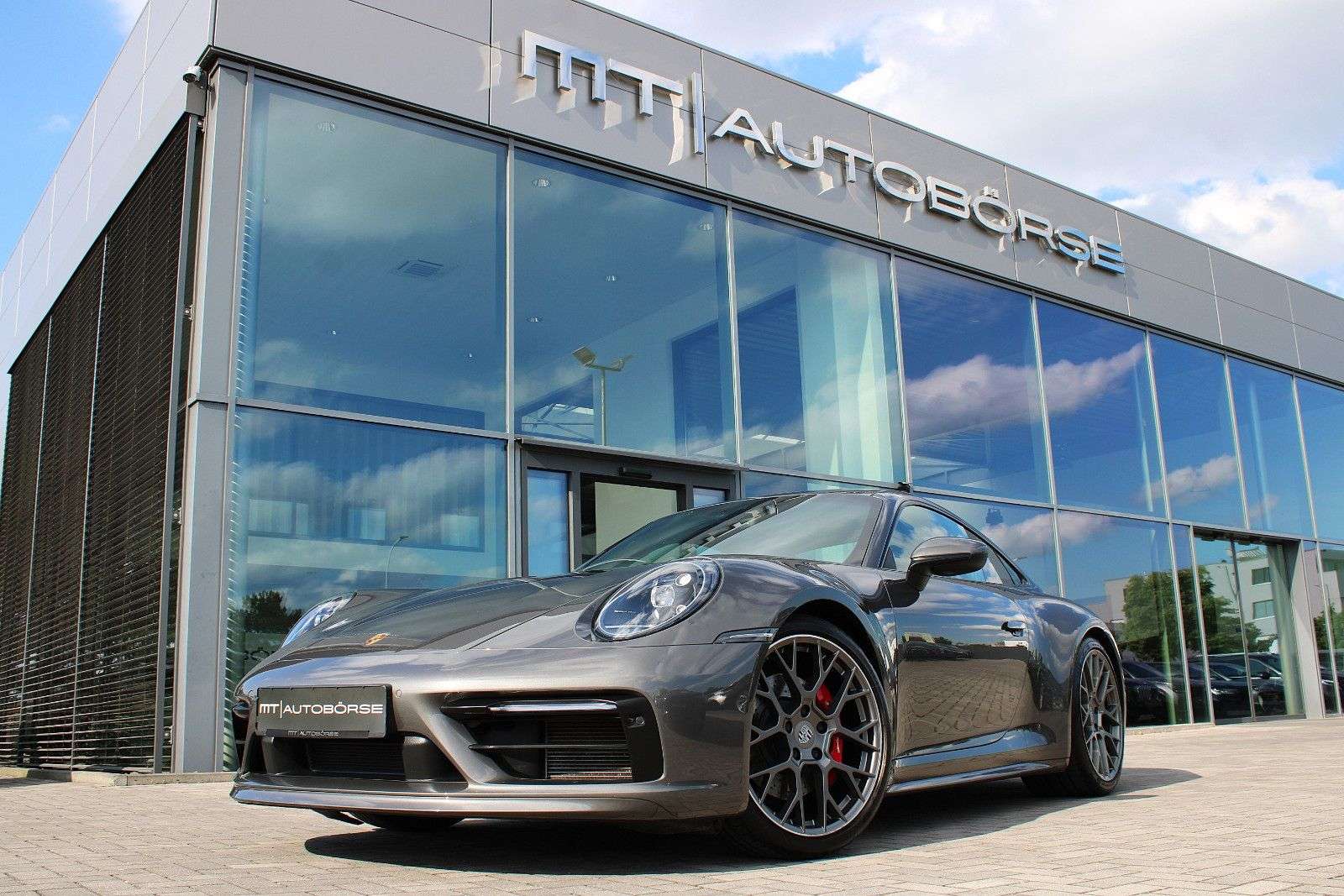 Porsche 992