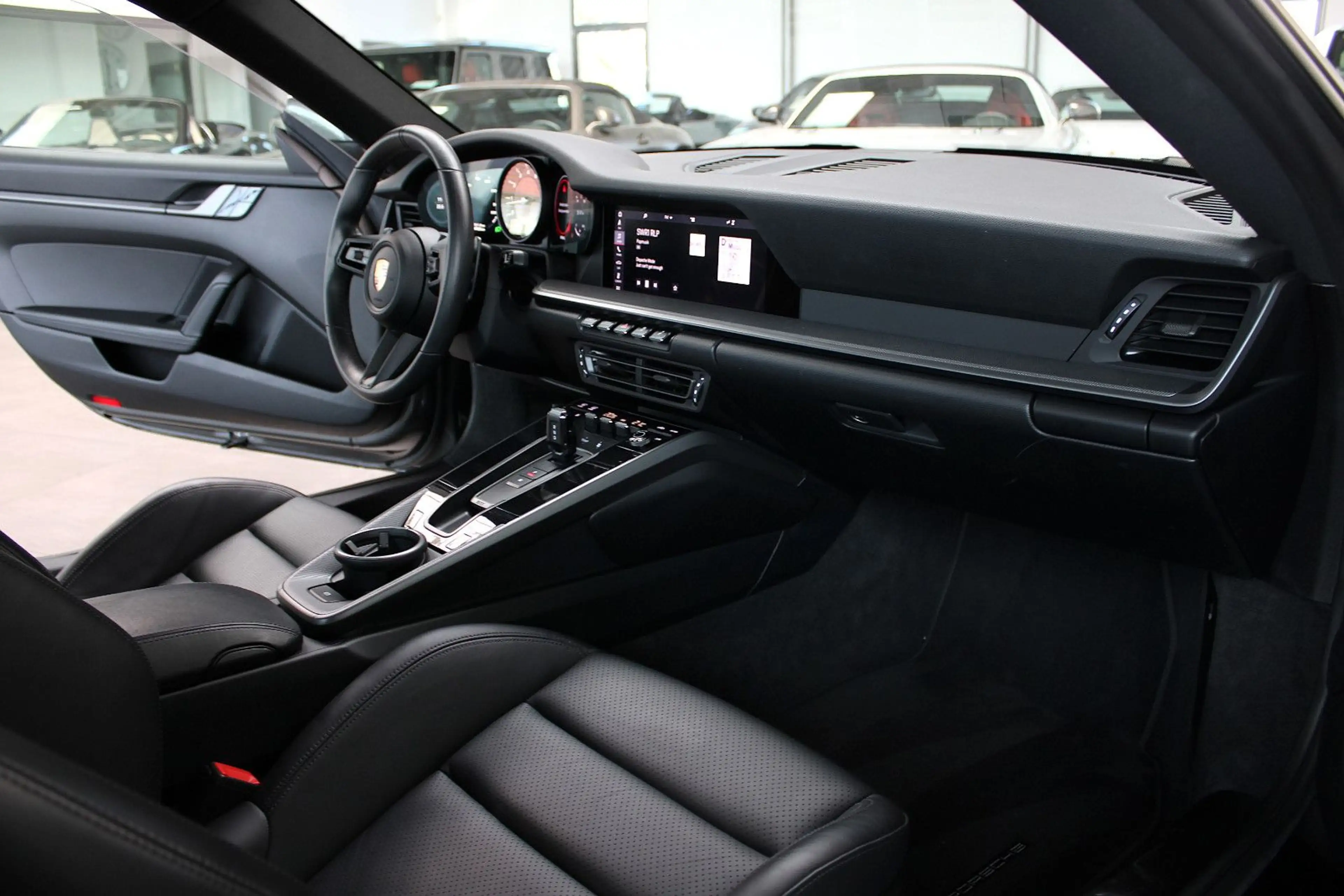 Porsche 992 CARRERA 4S * SPORT-DESIGN * APPROVED NEU! — photo 12
