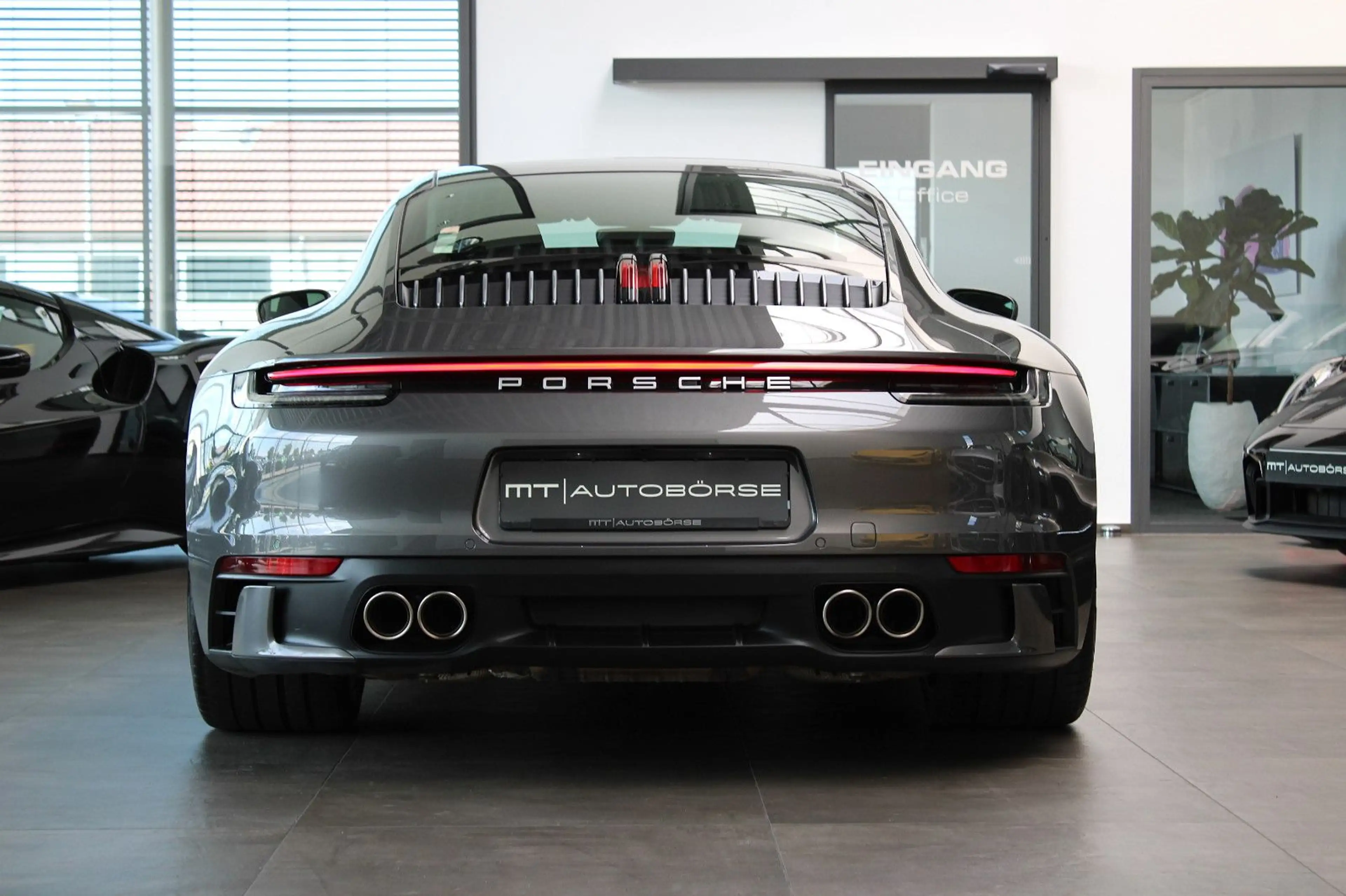 Porsche 992 CARRERA 4S * SPORT-DESIGN * APPROVED NEU! — photo 9