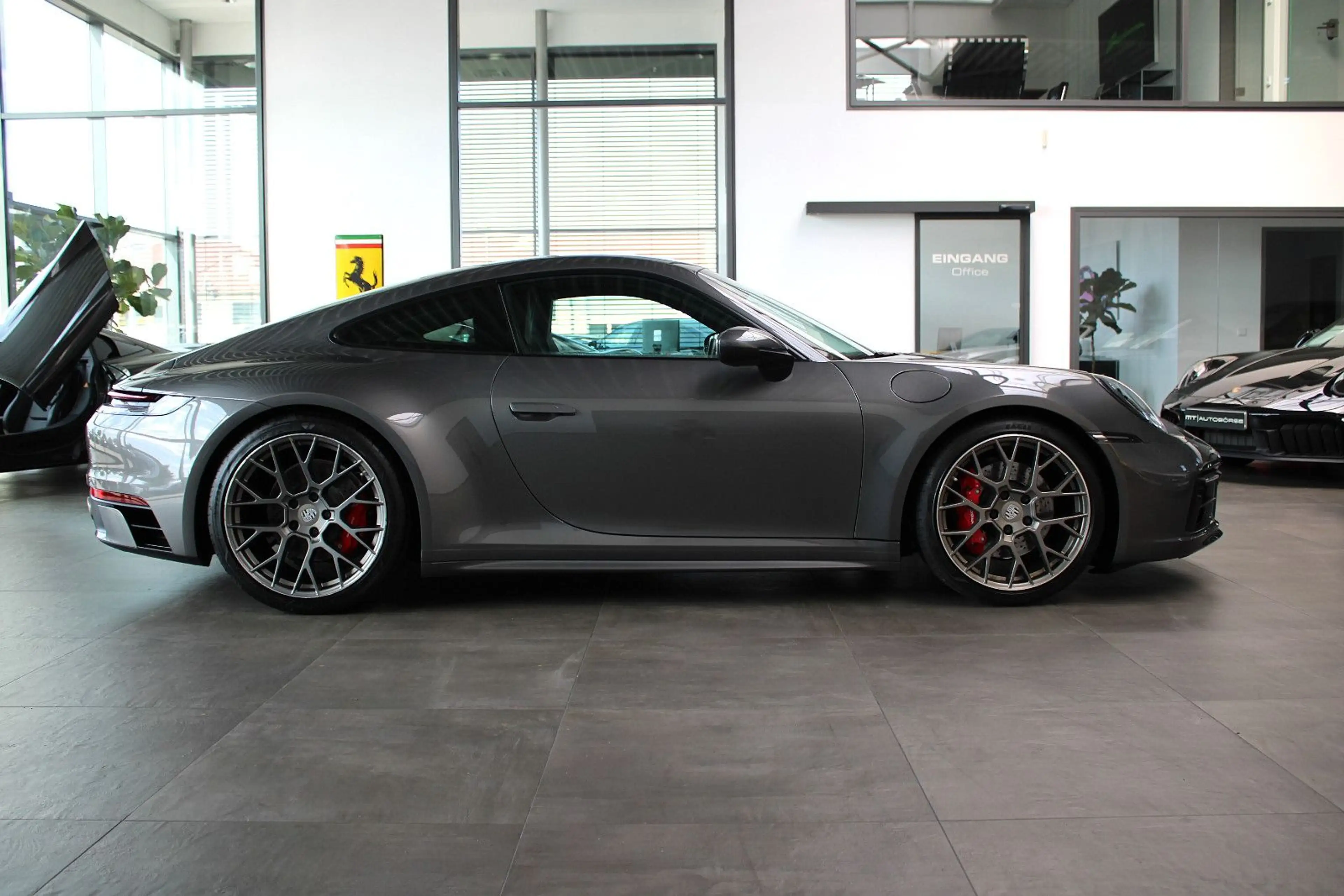 Porsche 992 CARRERA 4S * SPORT-DESIGN * APPROVED NEU! — photo 13