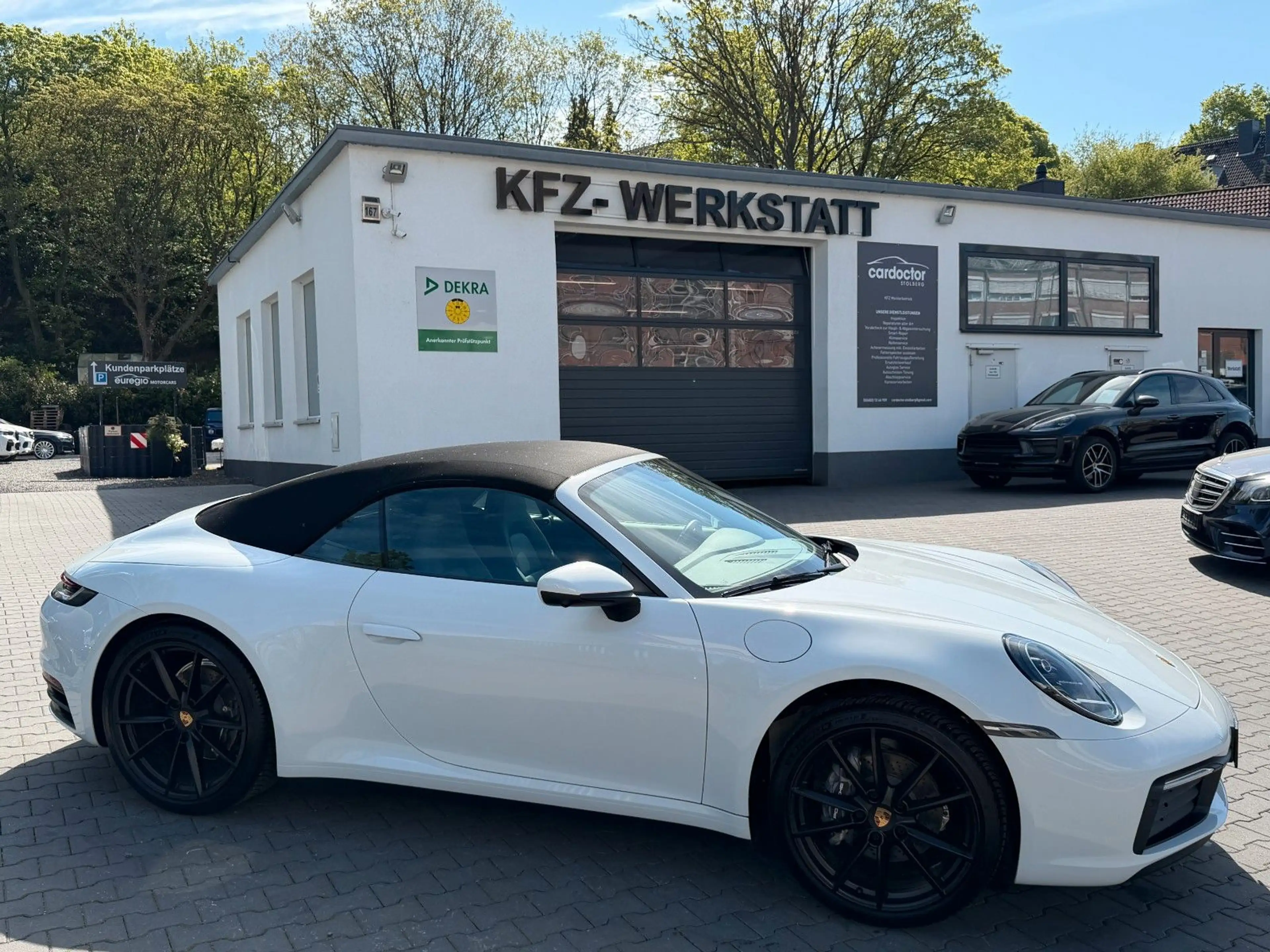 Porsche 911 Carrera Cabrio -Lift - 1 Hand Approved 02/28 — photo 12