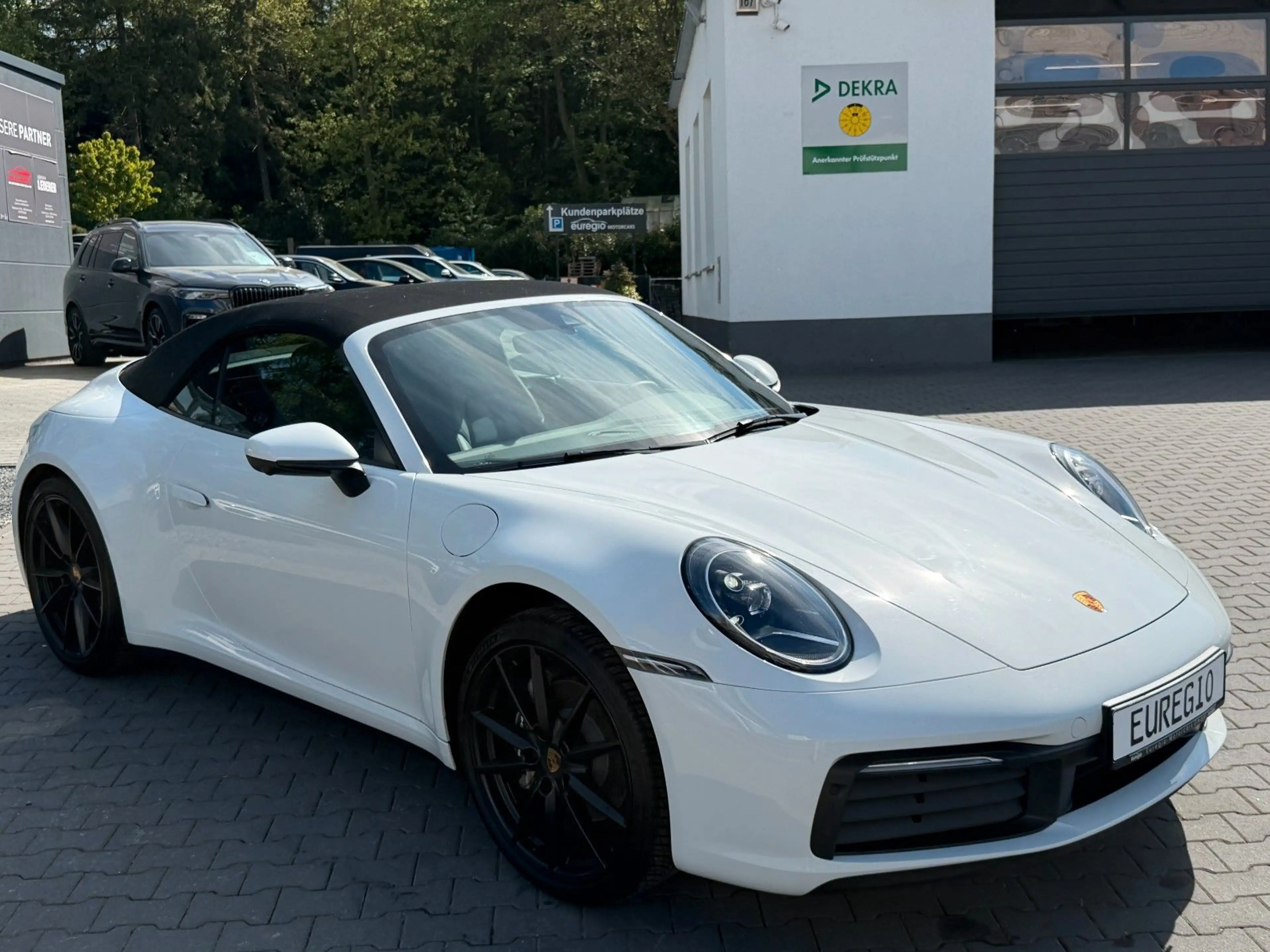 Porsche 911 Carrera Cabrio -Lift - 1 Hand Approved 02/28 — photo 10