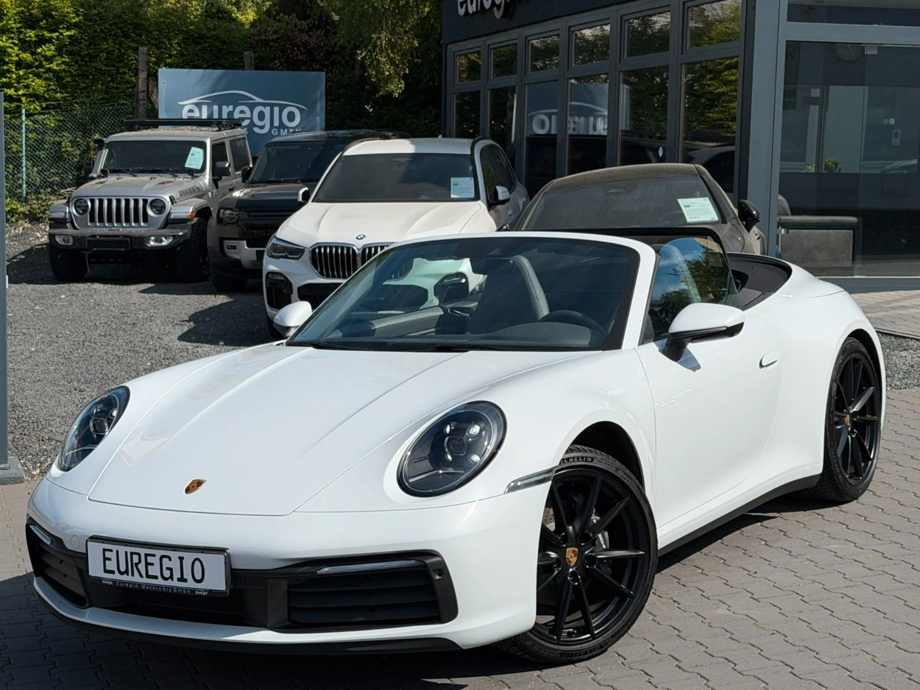 Porsche 911 Carrera Cabrio -Lift - 1 Hand Approved 02/28 — photo 3