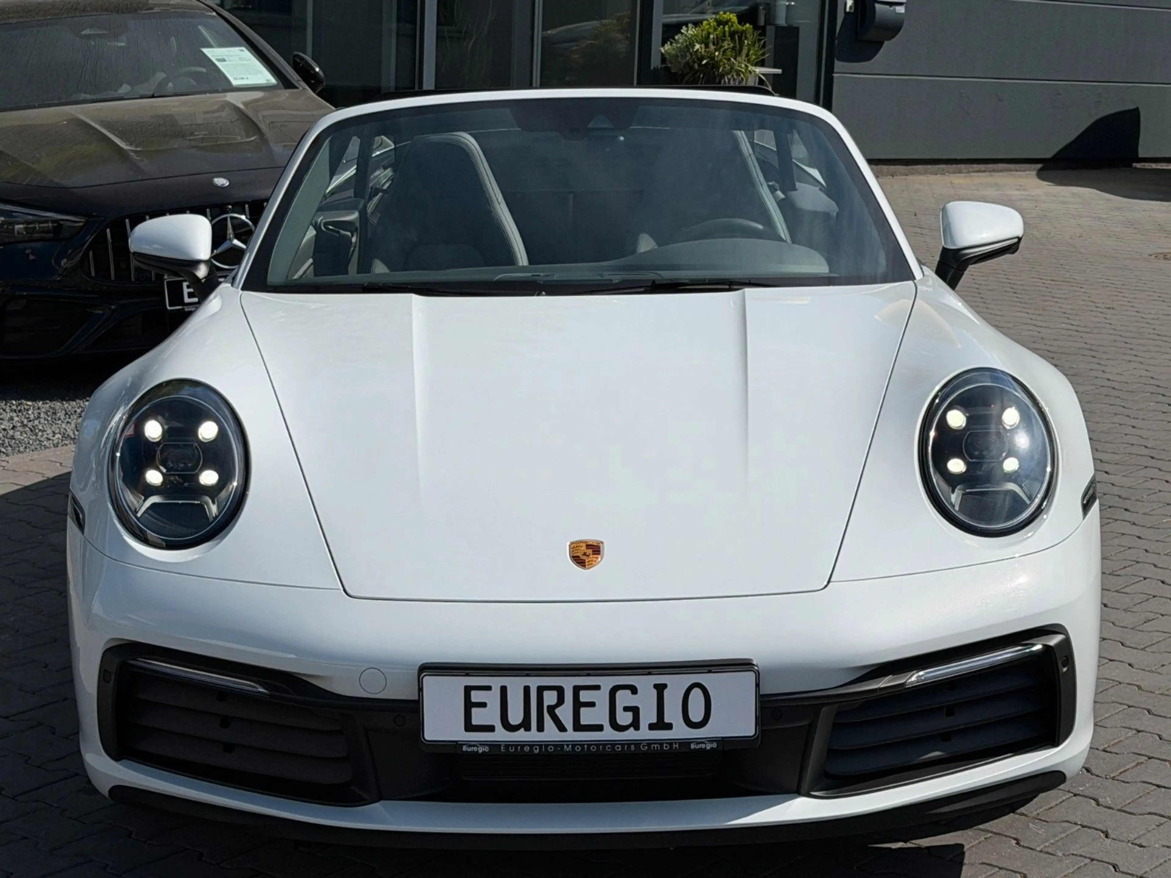 Porsche 911 Carrera Cabrio -Lift - 1 Hand Approved 02/28 — photo 8