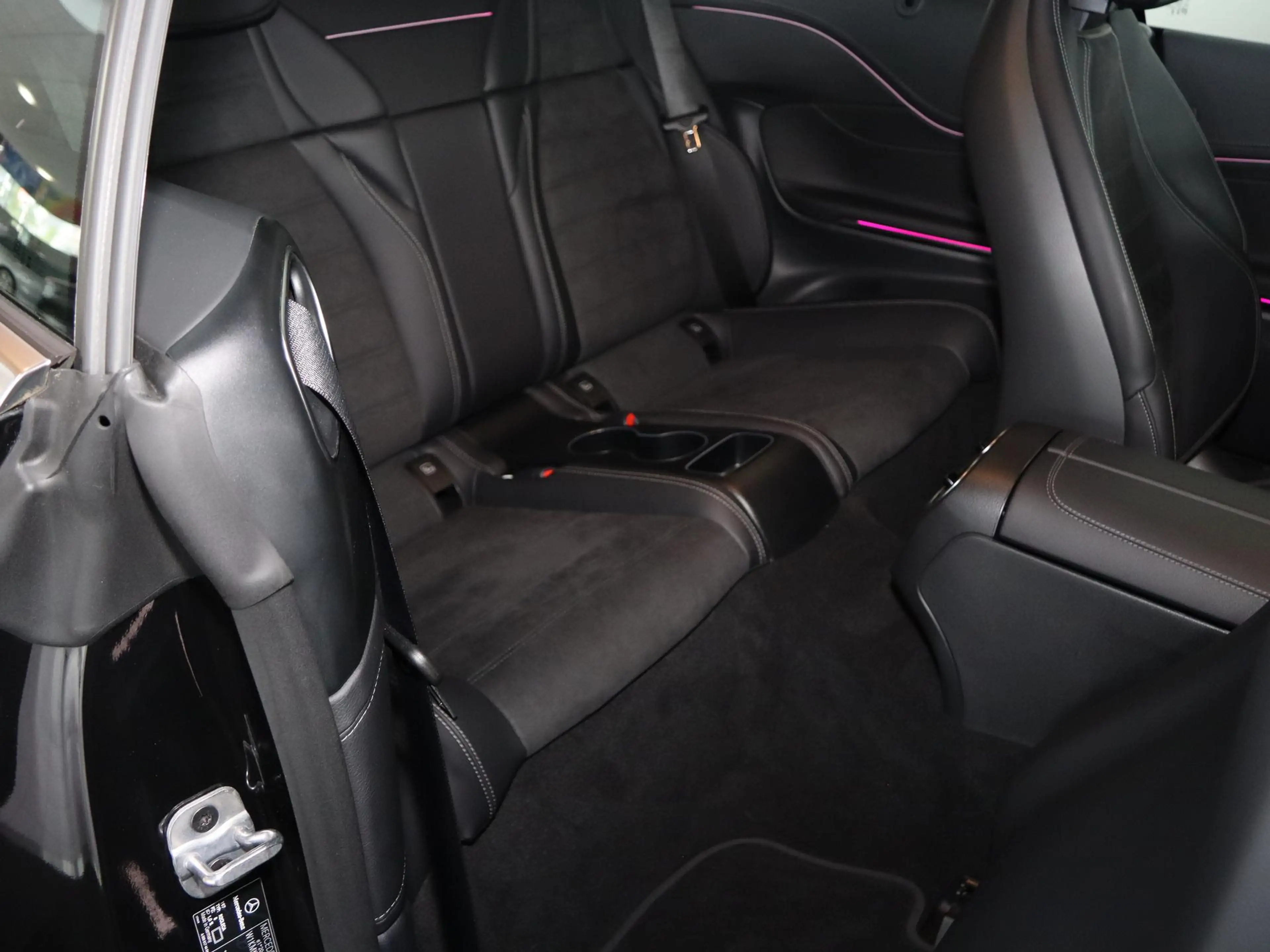 Mercedes-Benz CLE 200 Cabriolet AMG Line | Winter pakket | Nekverwarming — photo 8
