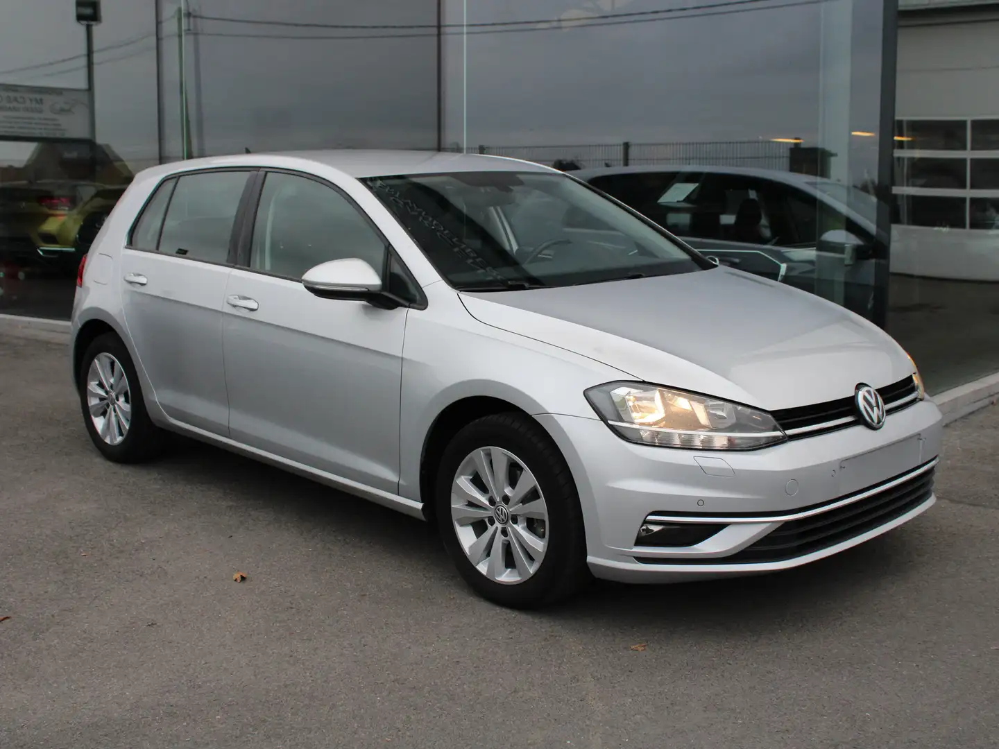 Volkswagen Golf 1.0 TSI Comfortline OPF DSG (EU6.2)NAVI-AC-PDC-TEL Zilver - 1