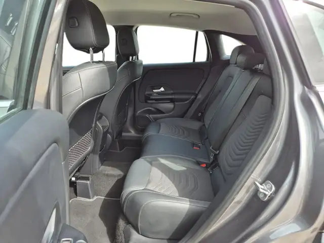 Mercedes-Benz Gla view 7