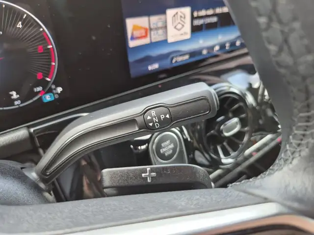 Mercedes-Benz Gla view 10