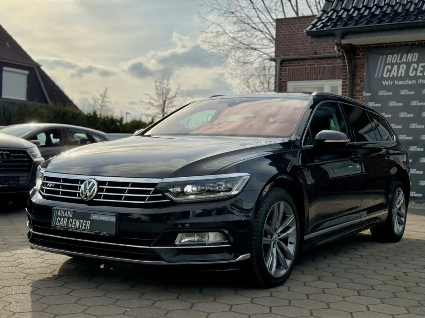 Volkswagen Passat Variant Highline BMT/Start-Stopp R-line Schwarz - 1