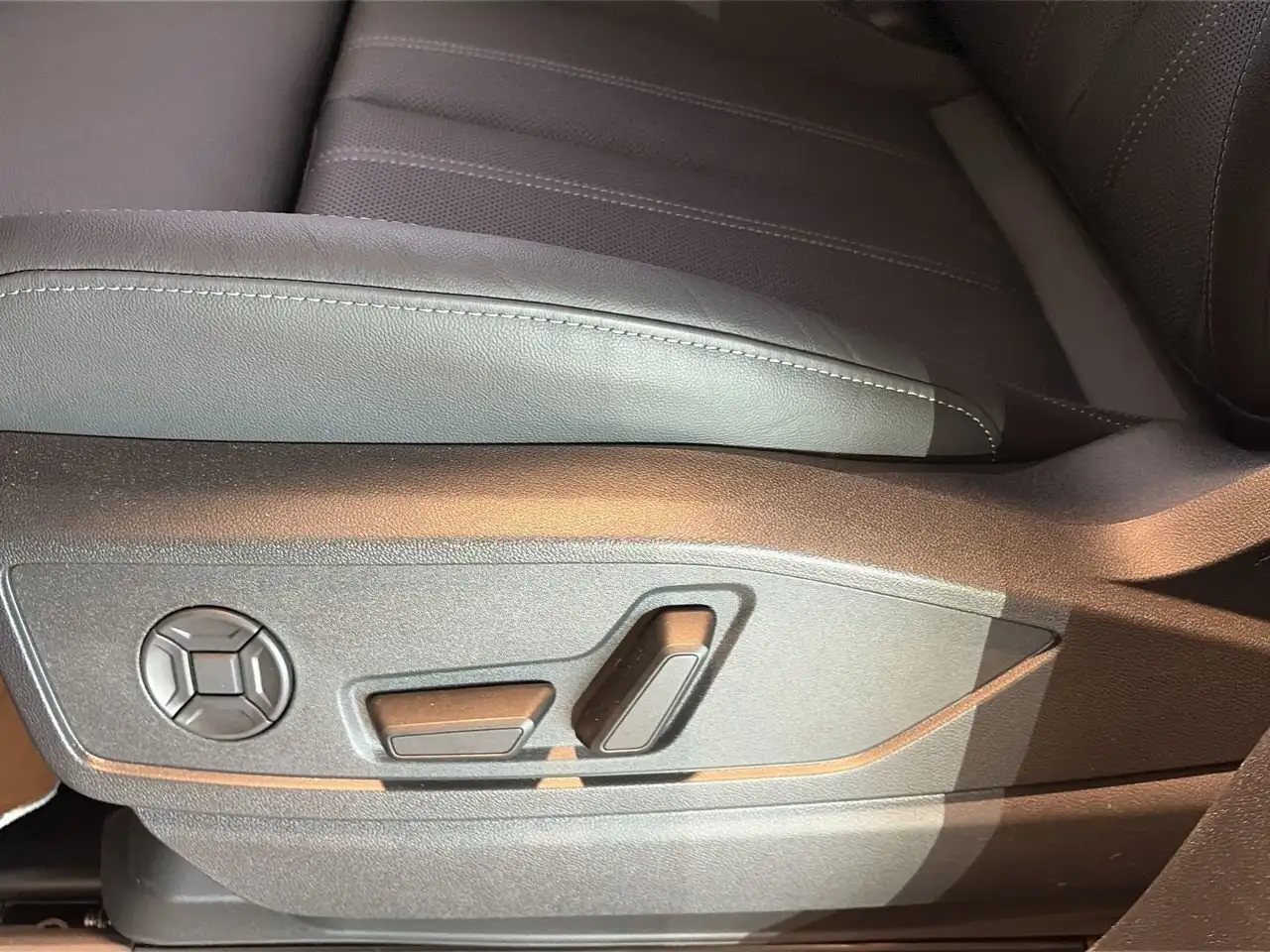 Audi Q5 снимка Audi Q5