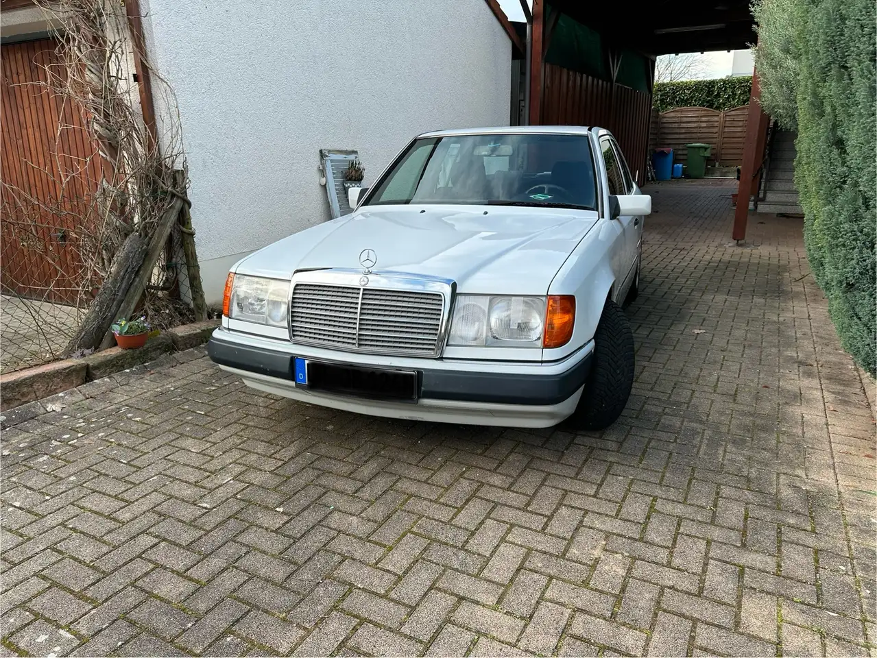 Mercedes-Benz E 200 E-Klasse W124, foto 1