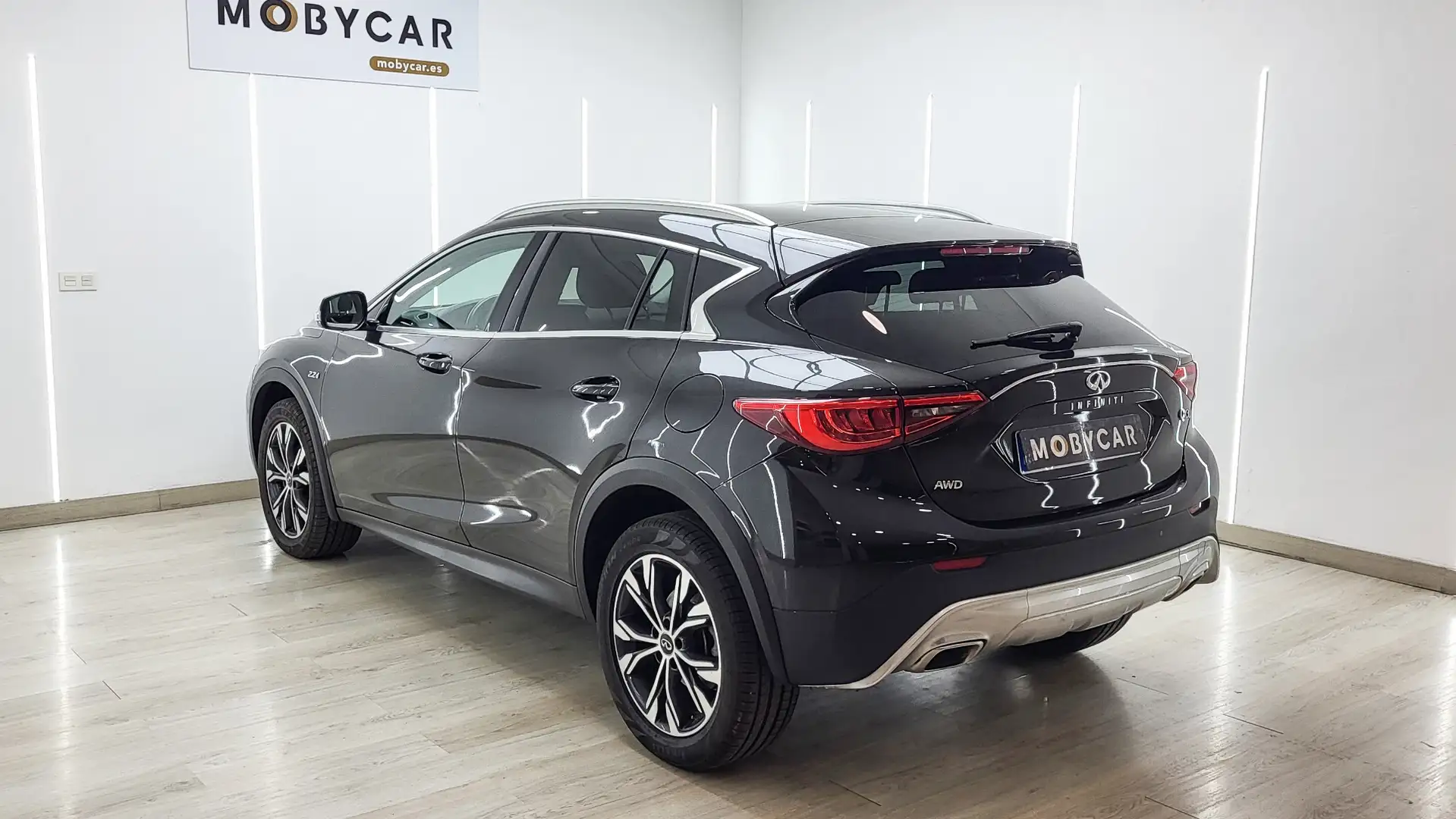 Infiniti QX30 2.2d Premium AWD 7DCT Negro - 2