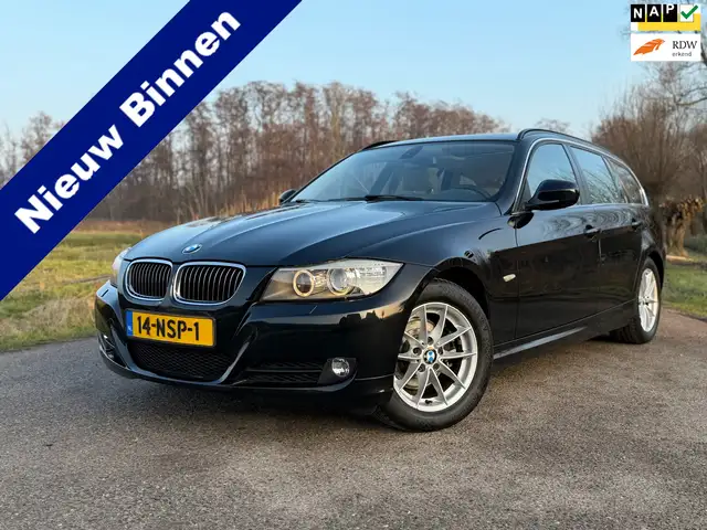 BMW 325 3-serie Touring 325i Business Line / Automaat / NL