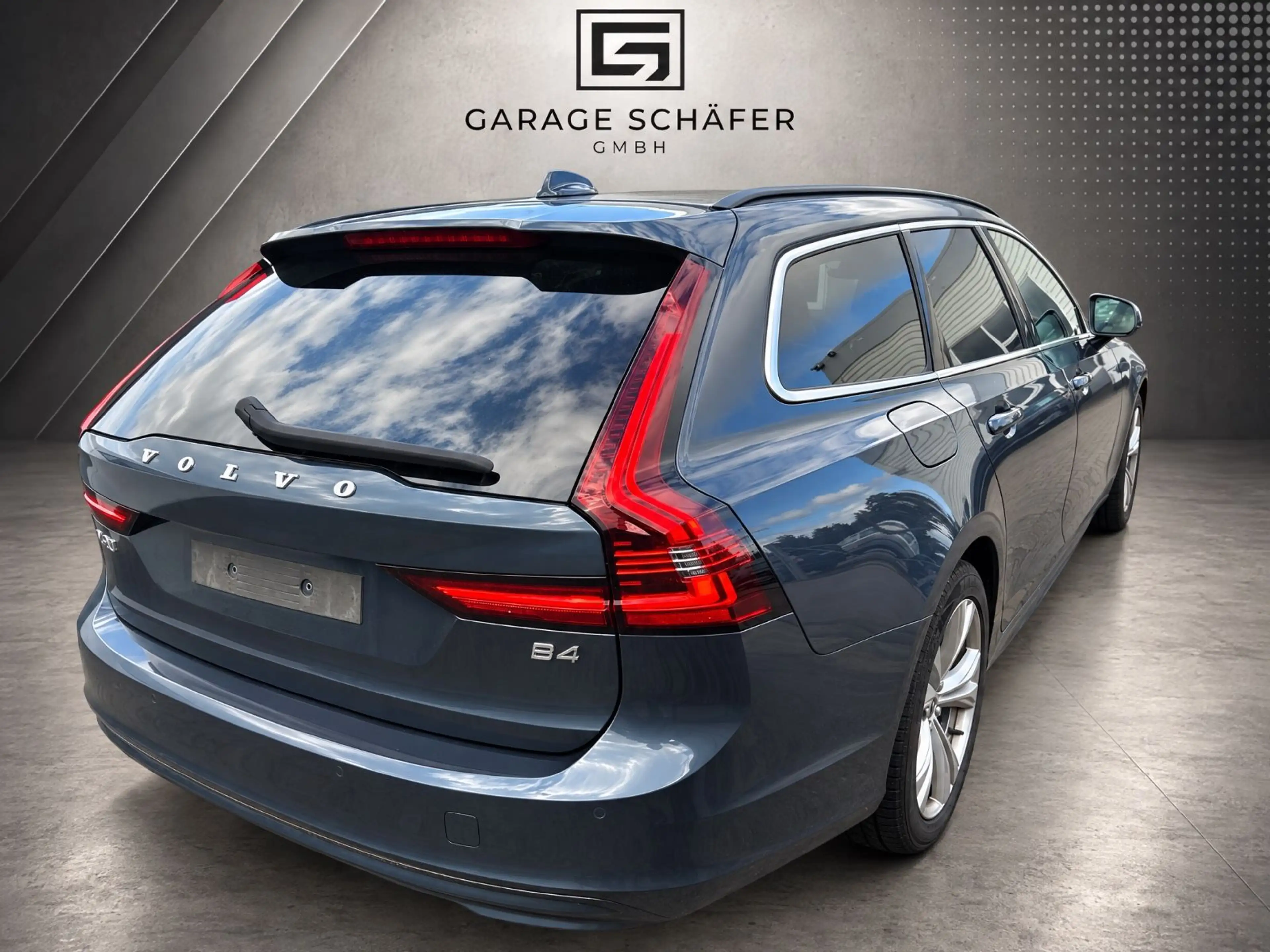 Volvo V90 Kombi MomentumPro 1.Hand Standheizung Kamera — photo 3