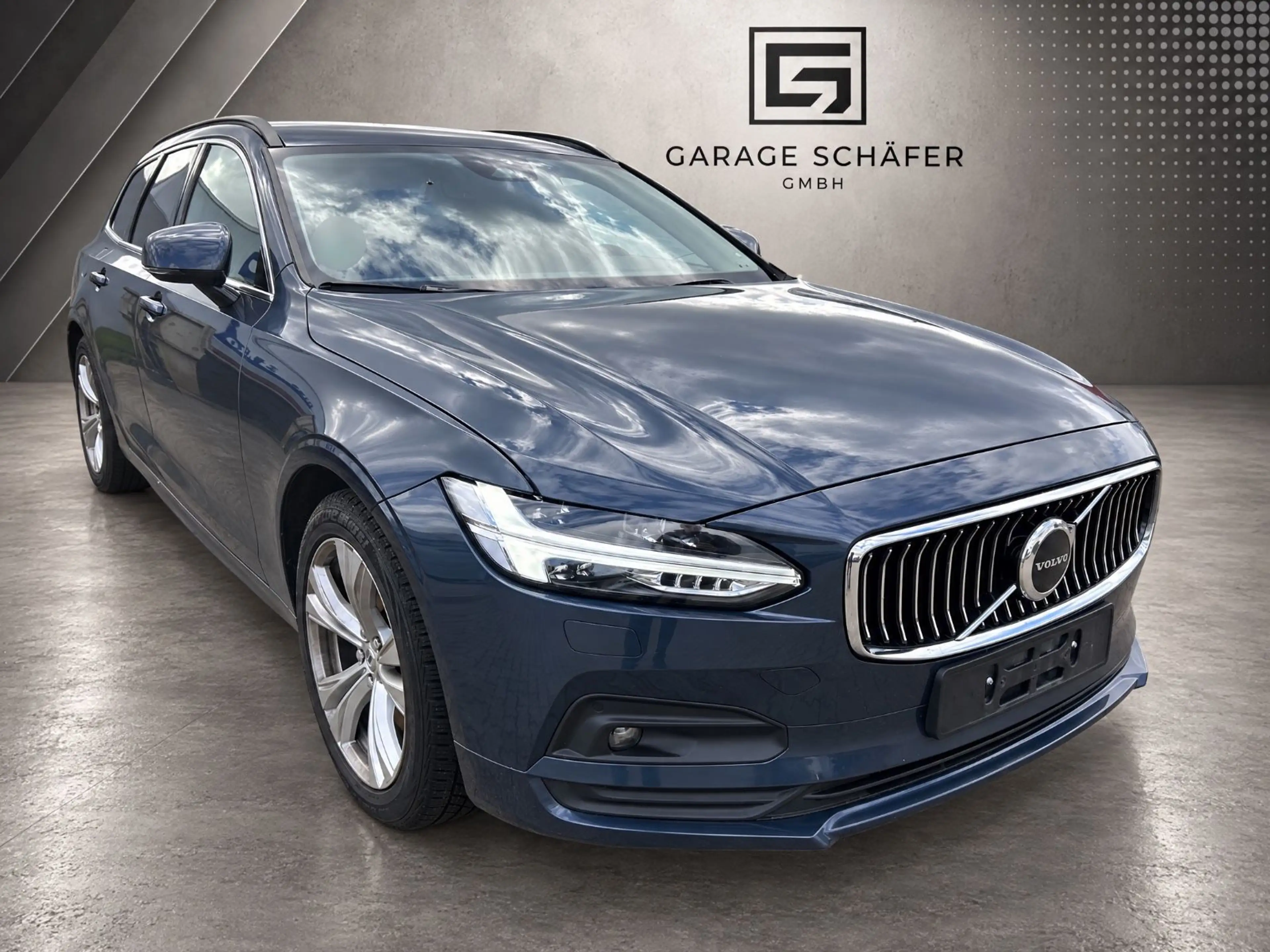 Volvo V90 Kombi MomentumPro 1.Hand Standheizung Kamera — photo 2